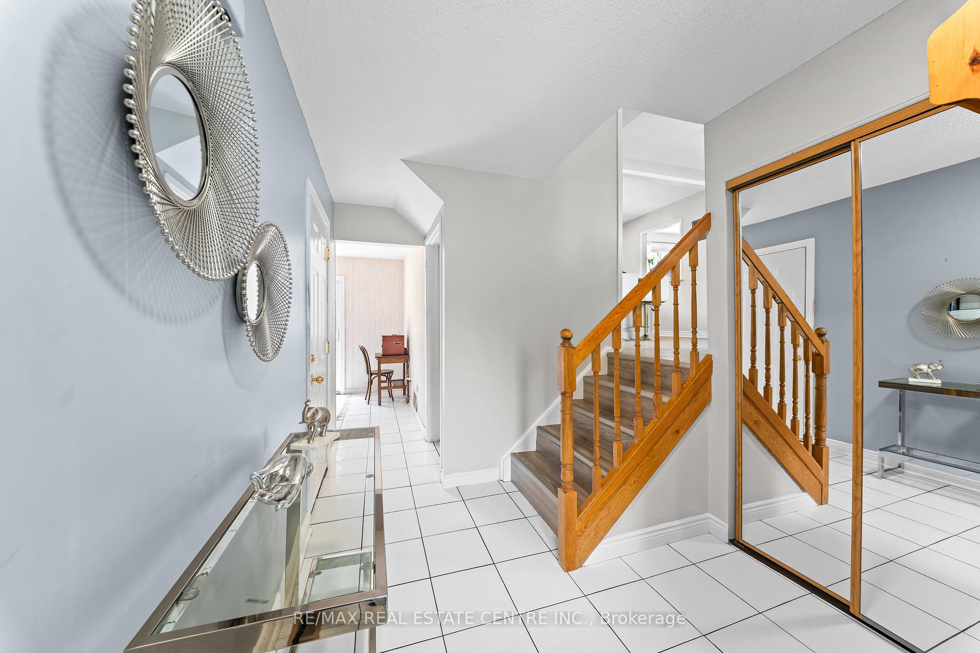 Photo 7 of 39 Grassmere Crescent, Brampton, Northgate — HOMEH