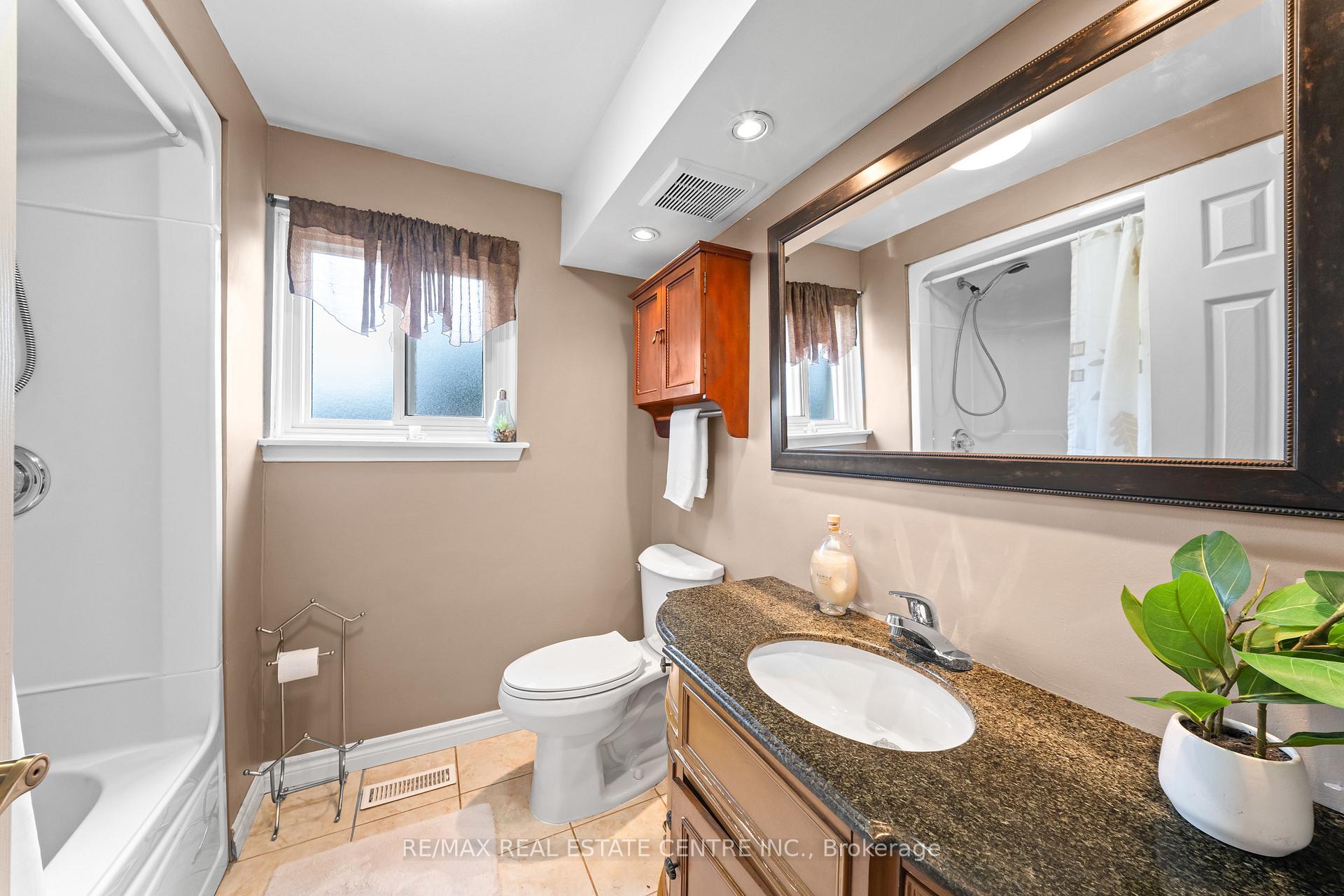 Photo 29 of 39 Grassmere Crescent, Brampton, Northgate — HOMEH