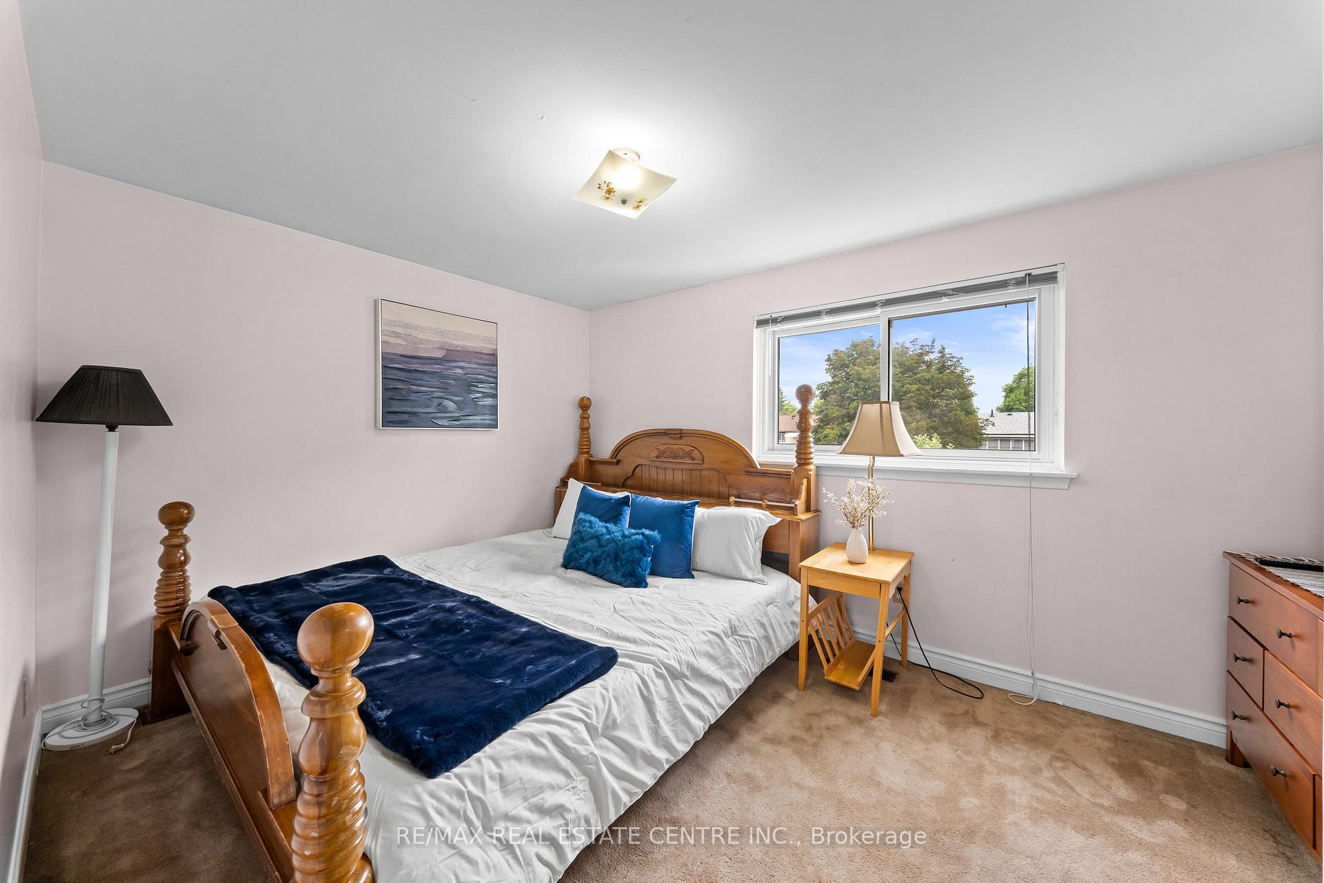 Photo 32 of 39 Grassmere Crescent, Brampton, Northgate — HOMEH