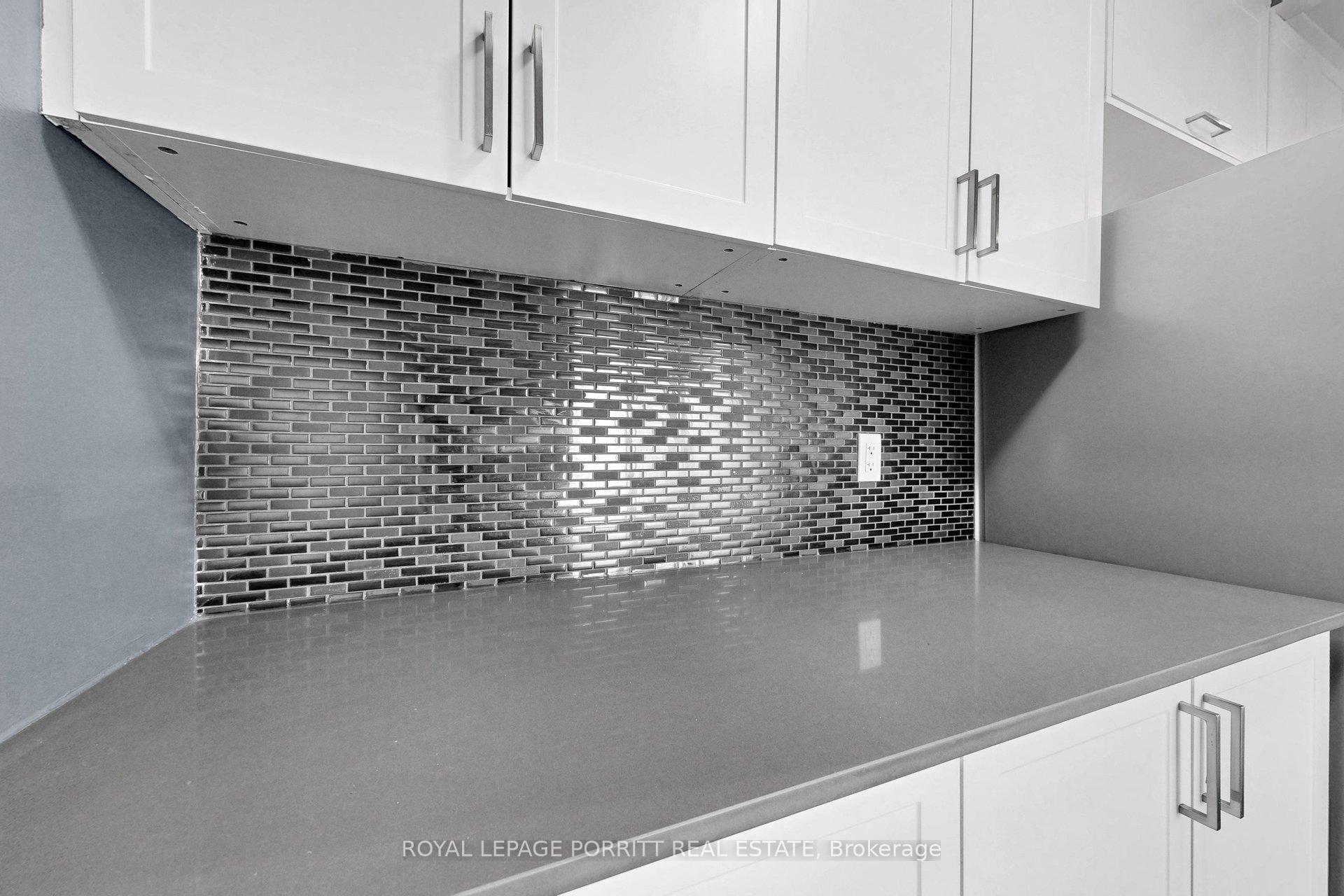 Photo 10 of Unit 8, 4 Superior Avenue, Etobicoke, Mimico — HOMEH