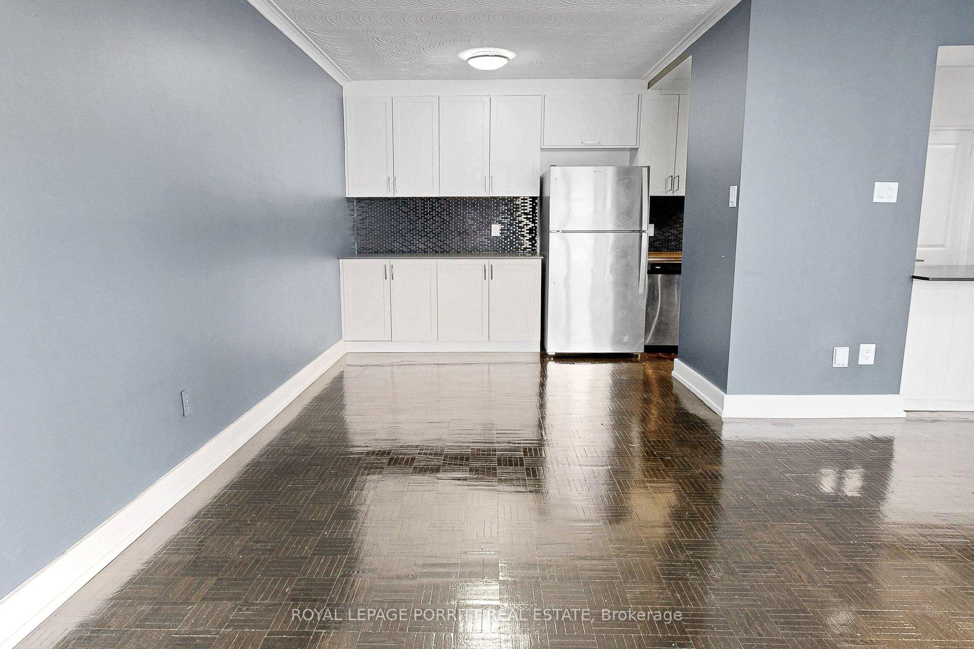 Photo 11 of Unit 8, 4 Superior Avenue, Etobicoke, Mimico — HOMEH