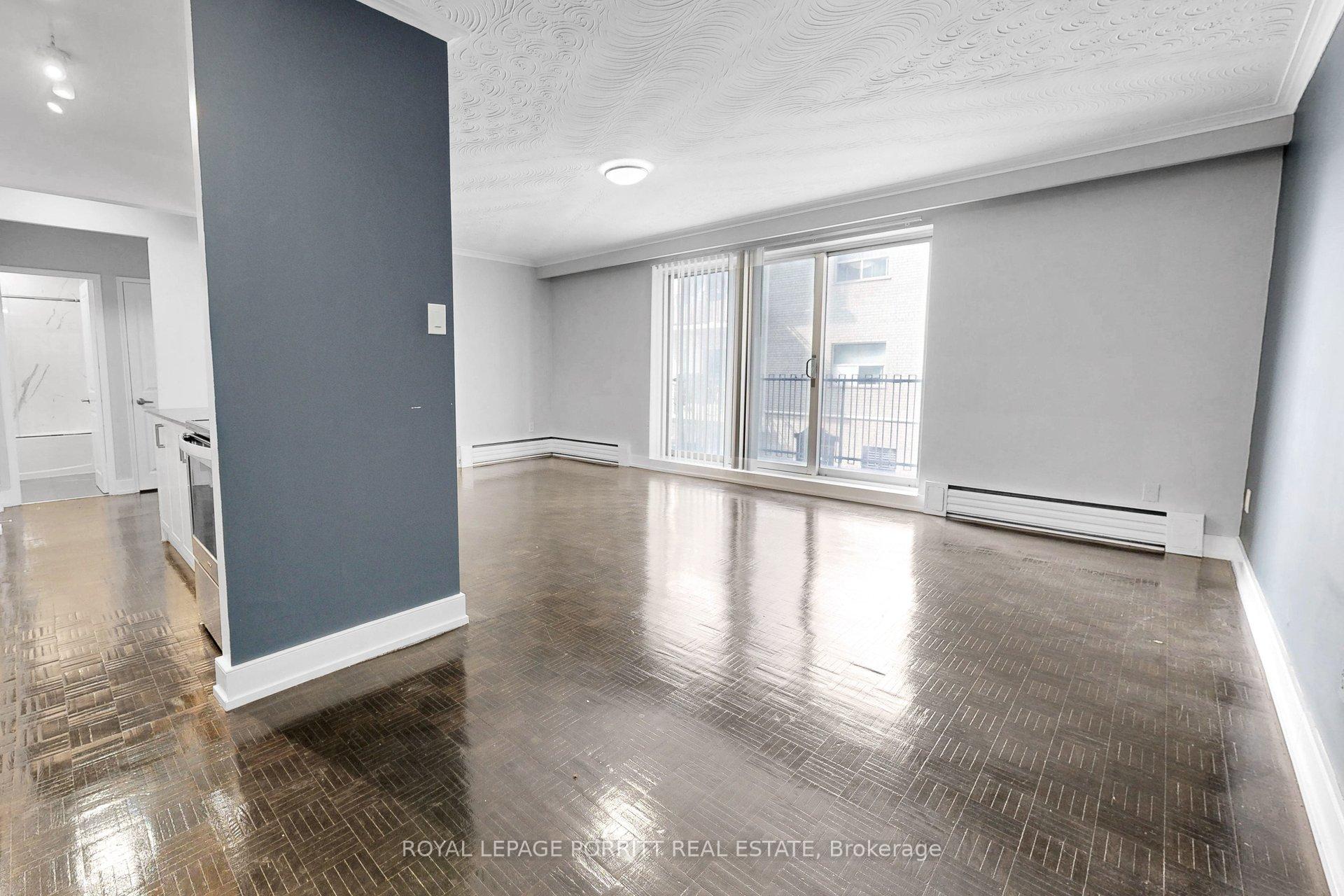 Photo 12 of Unit 8, 4 Superior Avenue, Etobicoke, Mimico — HOMEH
