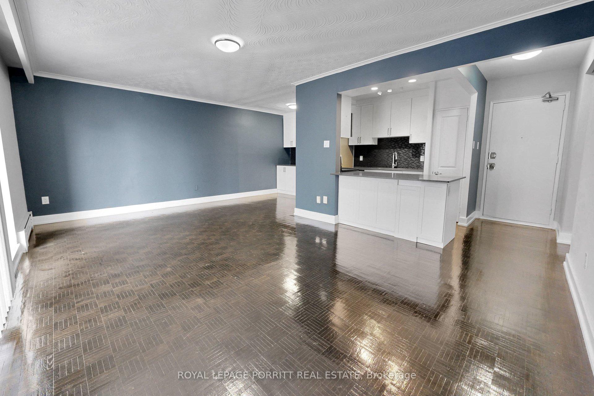 Photo 14 of Unit 8, 4 Superior Avenue, Etobicoke, Mimico — HOMEH