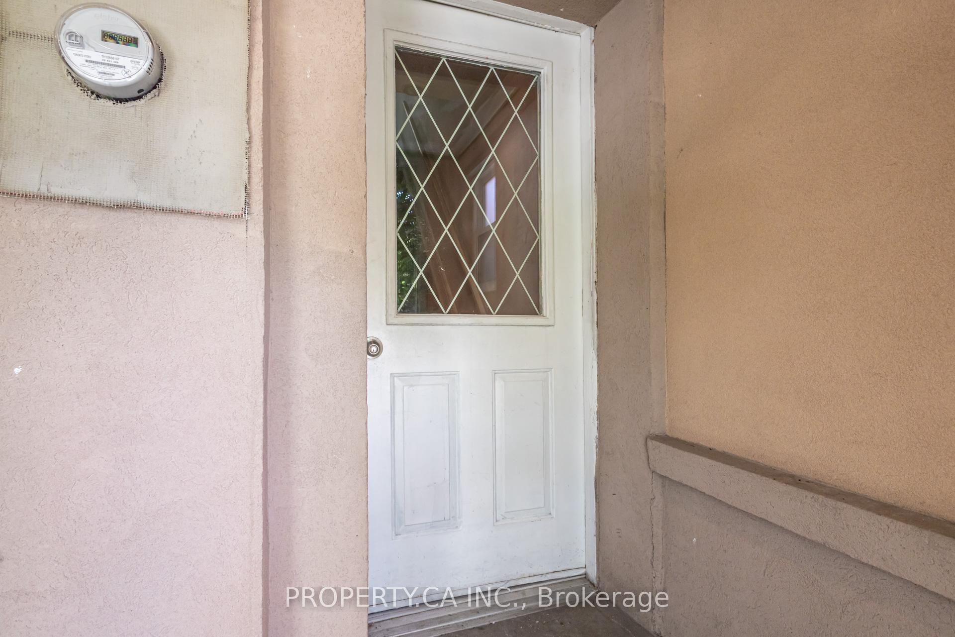 Photo 3 of 597 Rhodes Avenue, Toronto, Greenwood-Coxwell — HOMEH