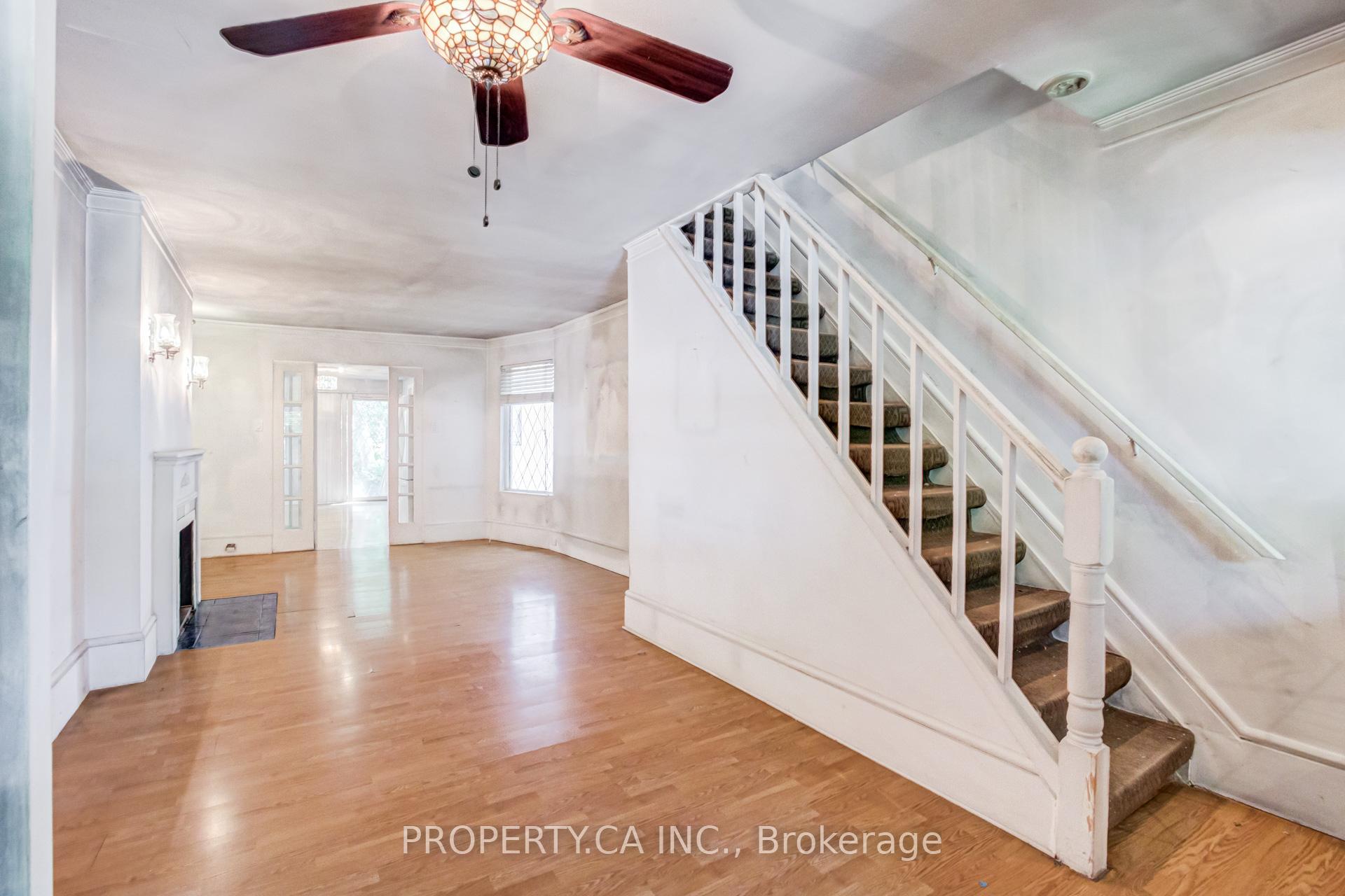 Photo 6 of 597 Rhodes Avenue, Toronto, Greenwood-Coxwell — HOMEH