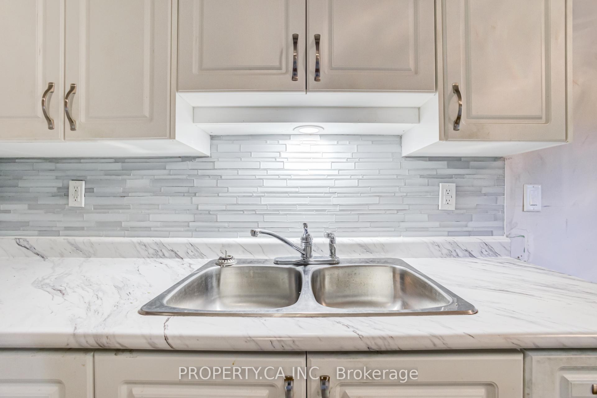 Photo 12 of 597 Rhodes Avenue, Toronto, Greenwood-Coxwell — HOMEH