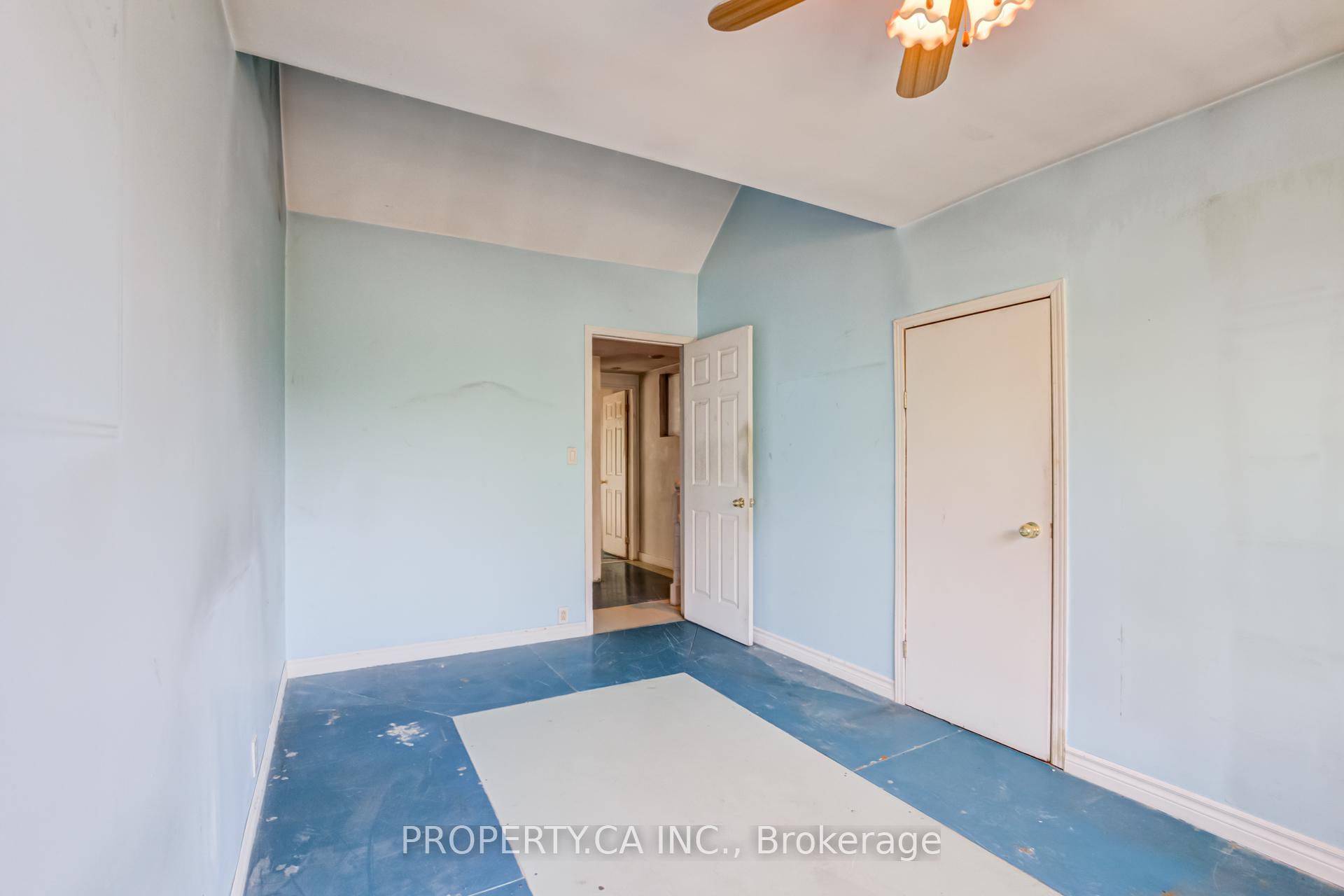 Photo 16 of 597 Rhodes Avenue, Toronto, Greenwood-Coxwell — HOMEH