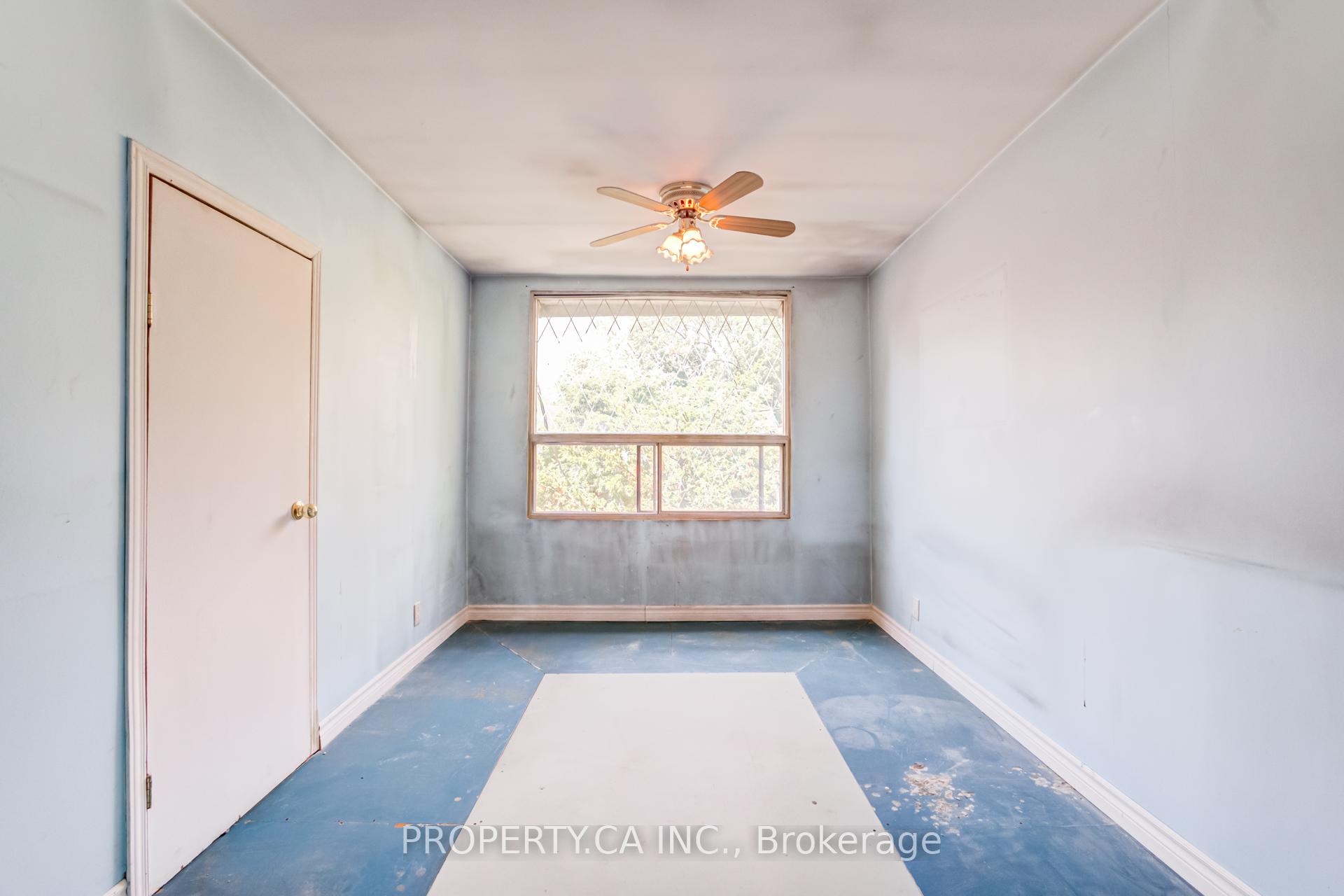 Photo 17 of 597 Rhodes Avenue, Toronto, Greenwood-Coxwell — HOMEH