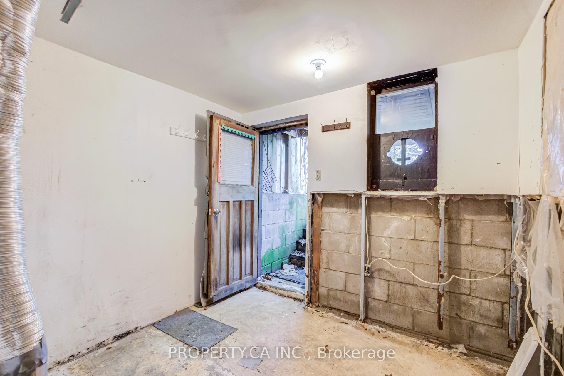 Photo 27 of 597 Rhodes Avenue, Toronto, Greenwood-Coxwell — HOMEH