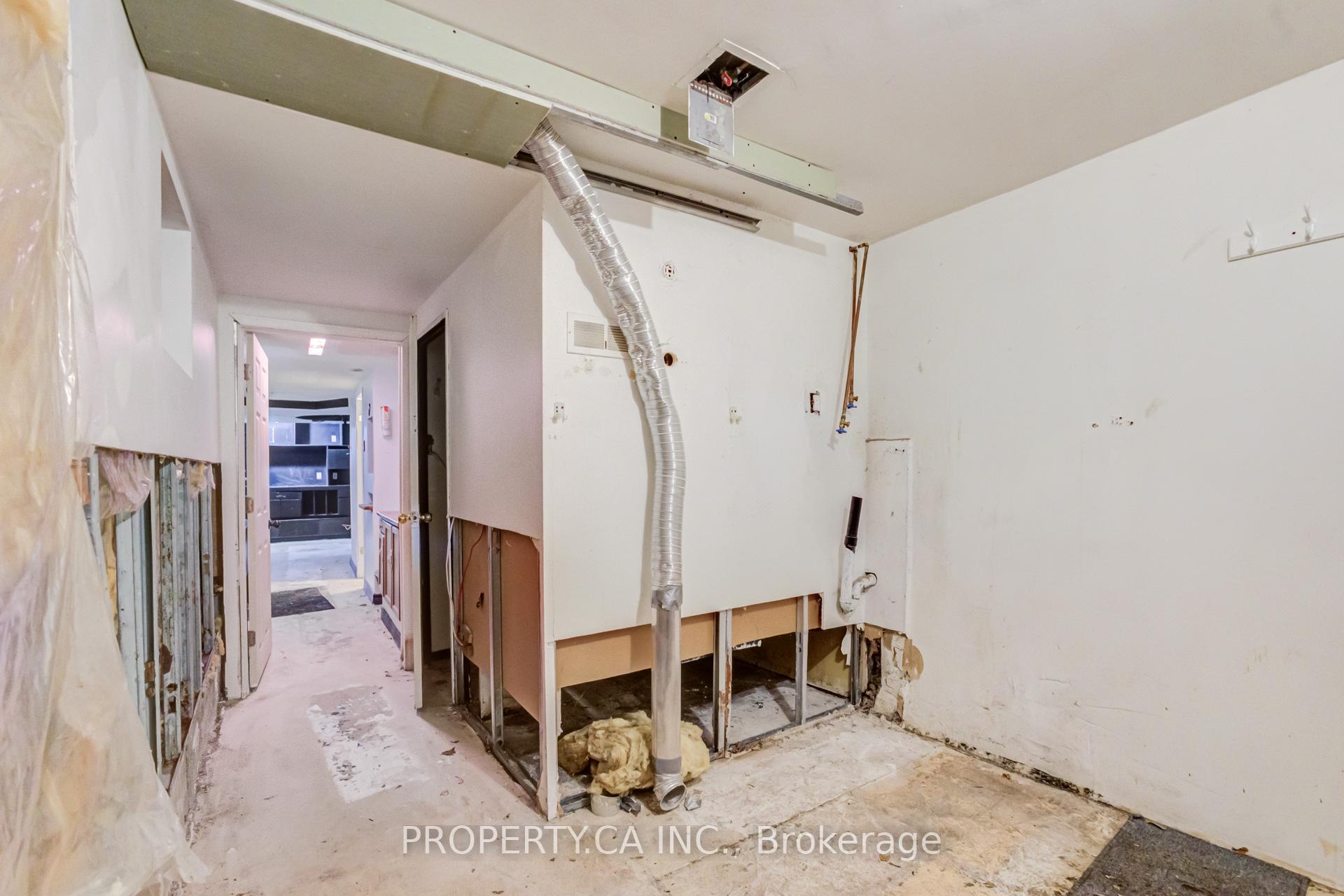 Photo 28 of 597 Rhodes Avenue, Toronto, Greenwood-Coxwell — HOMEH