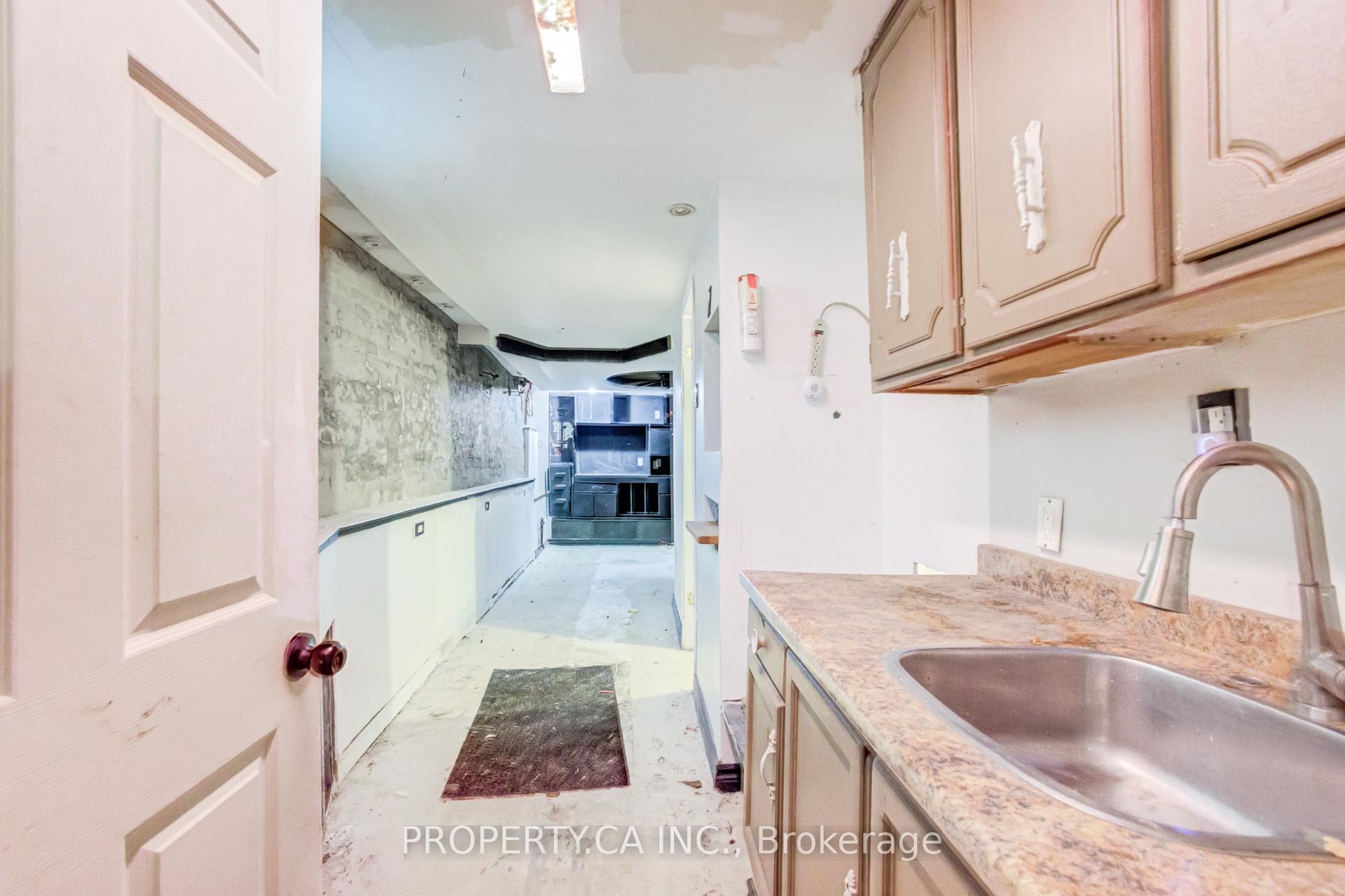 Photo 30 of 597 Rhodes Avenue, Toronto, Greenwood-Coxwell — HOMEH