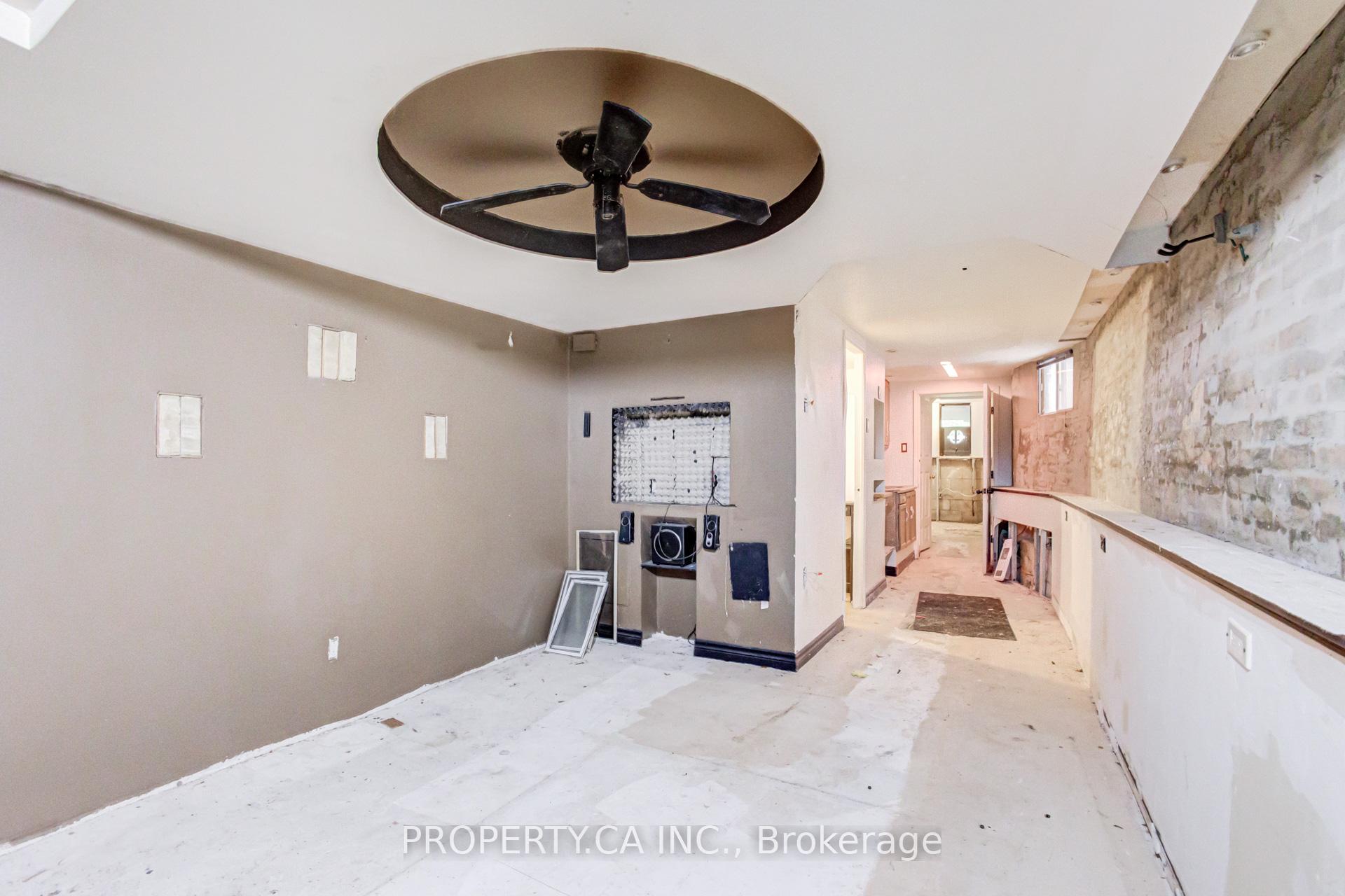 Photo 32 of 597 Rhodes Avenue, Toronto, Greenwood-Coxwell — HOMEH