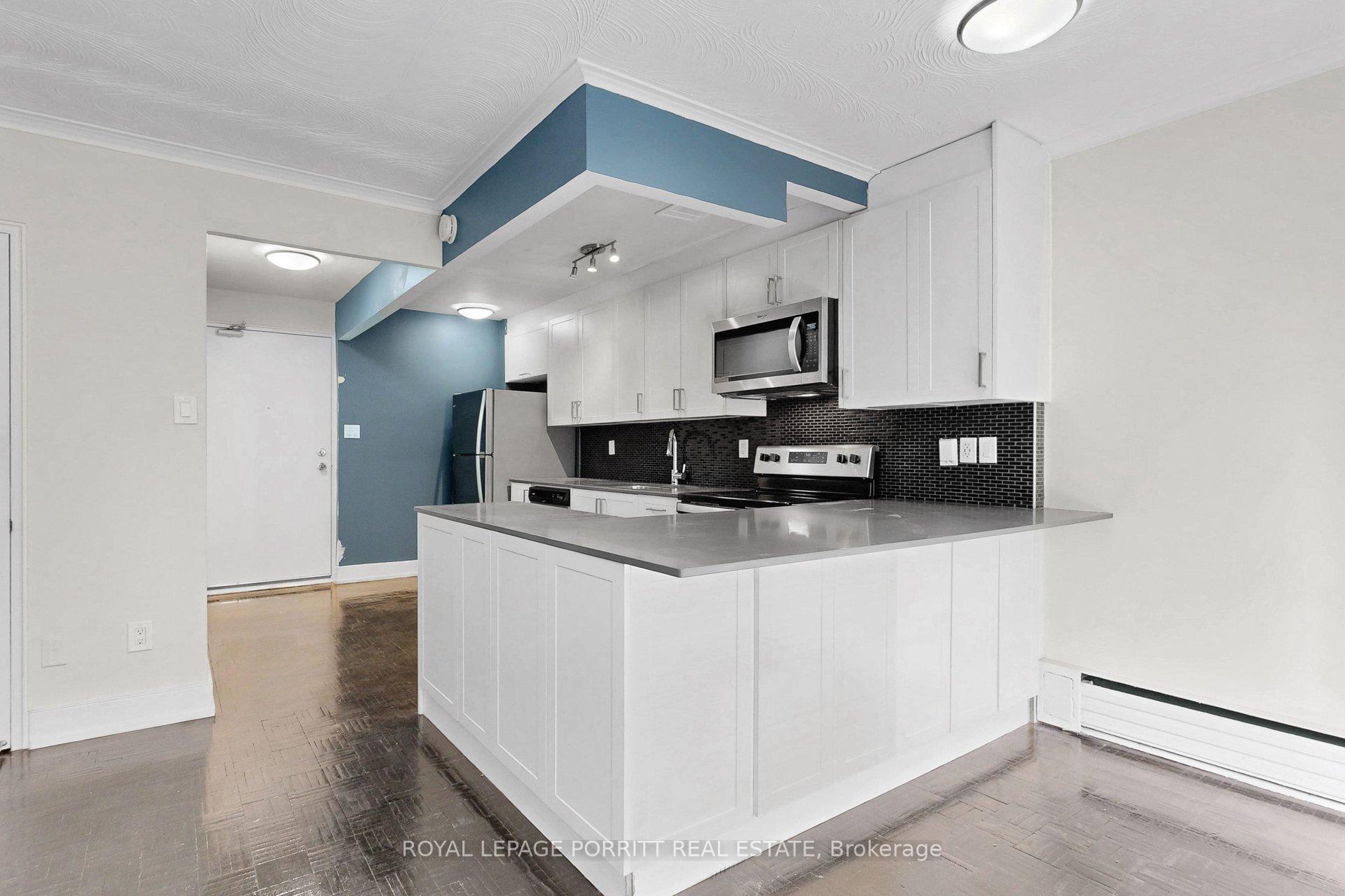 Photo 11 of Unit 30, 4 Superior Avenue, Etobicoke, Mimico — HOMEH