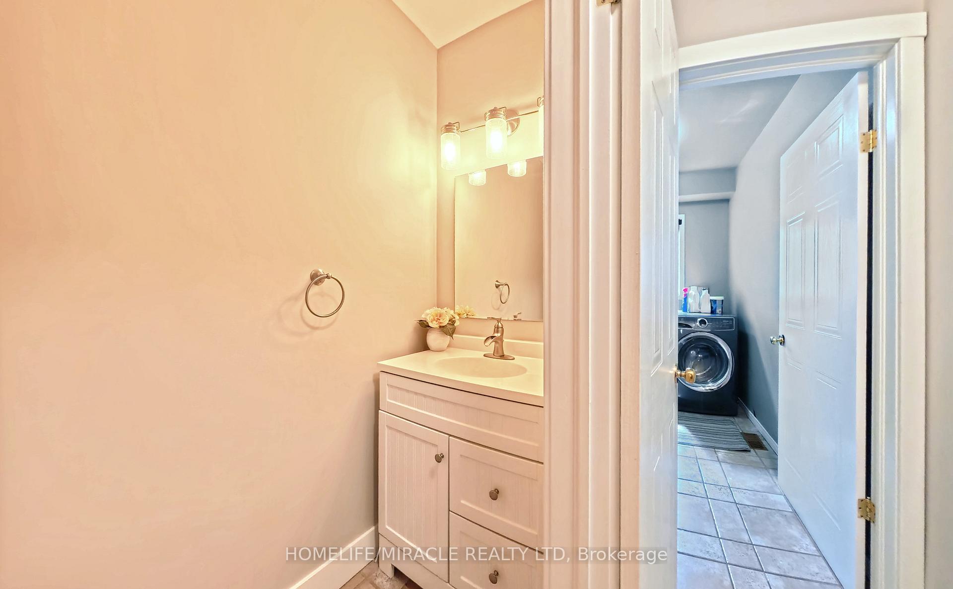 Photo 30 of 40 Mccormick Drive, Cambridge, Hespeler Village — HOMEH