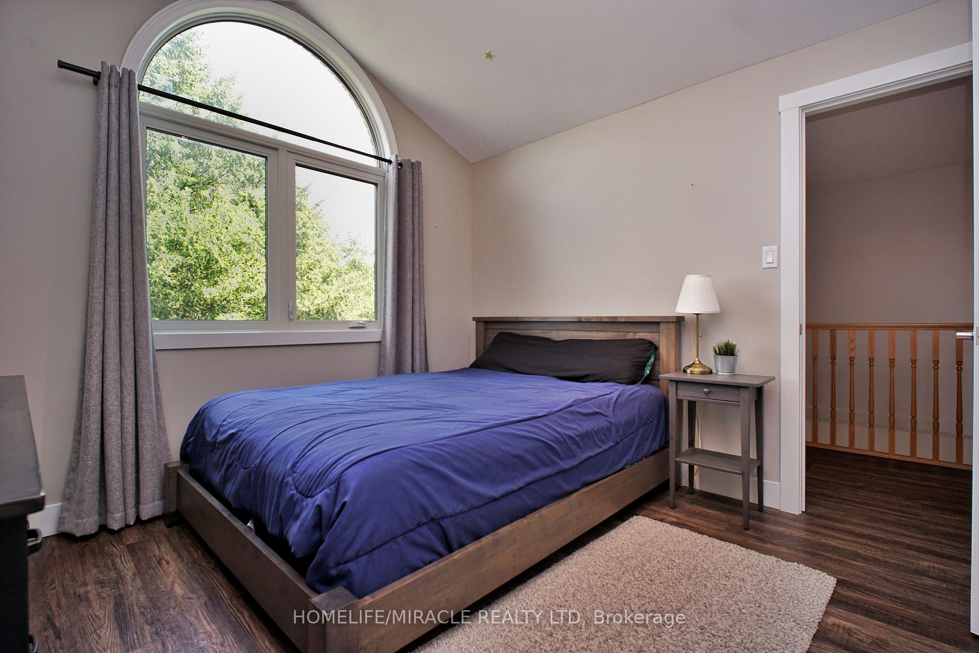 Photo 33 of 40 Mccormick Drive, Cambridge, Hespeler Village — HOMEH