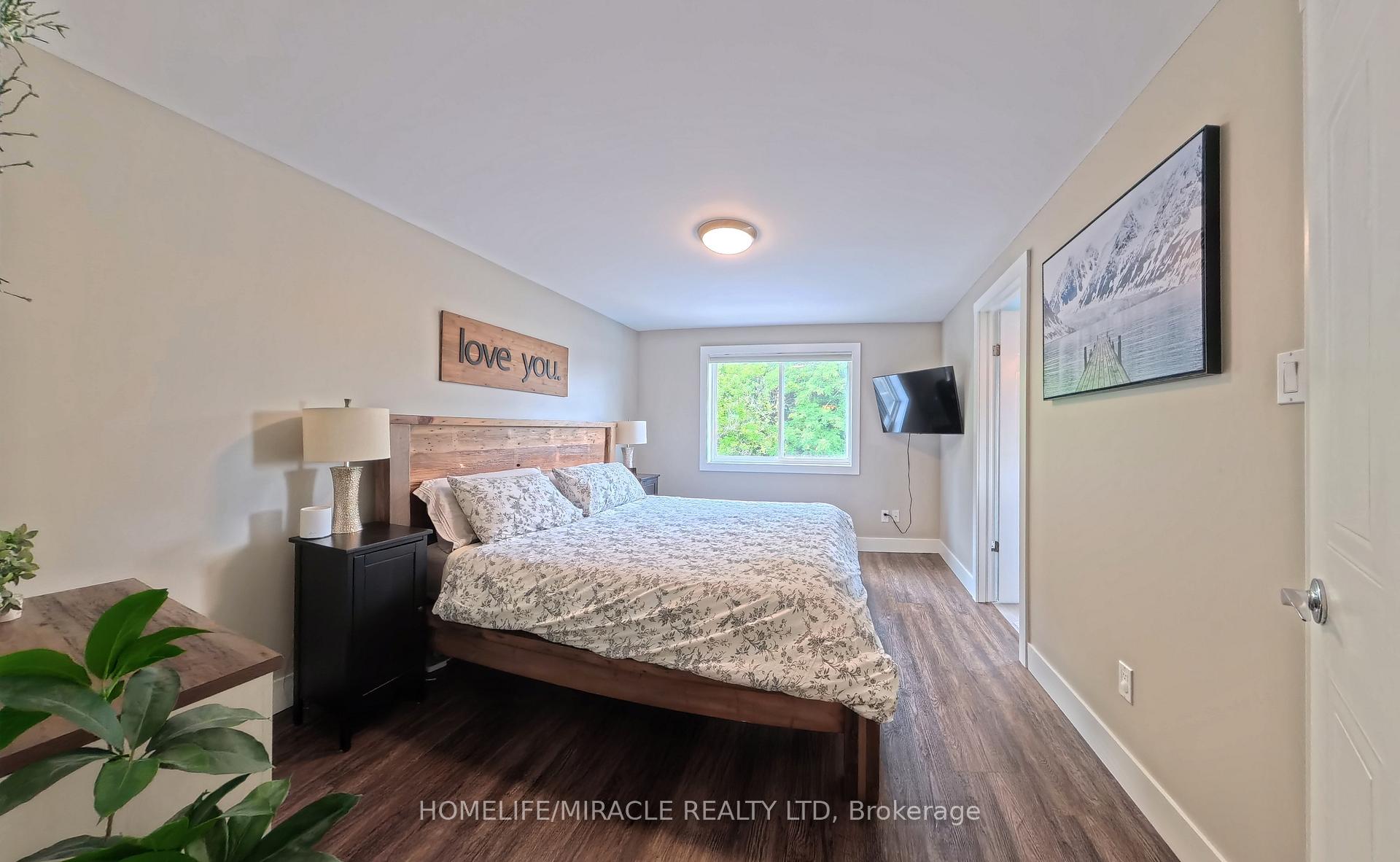 Photo 38 of 40 Mccormick Drive, Cambridge, Hespeler Village — HOMEH