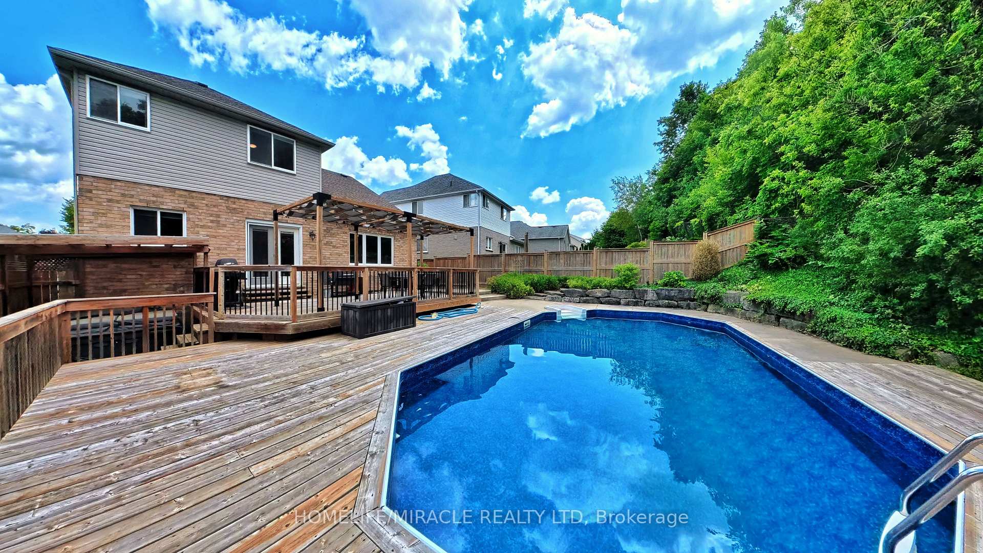 Photo 45 of 40 Mccormick Drive, Cambridge, Hespeler Village — HOMEH