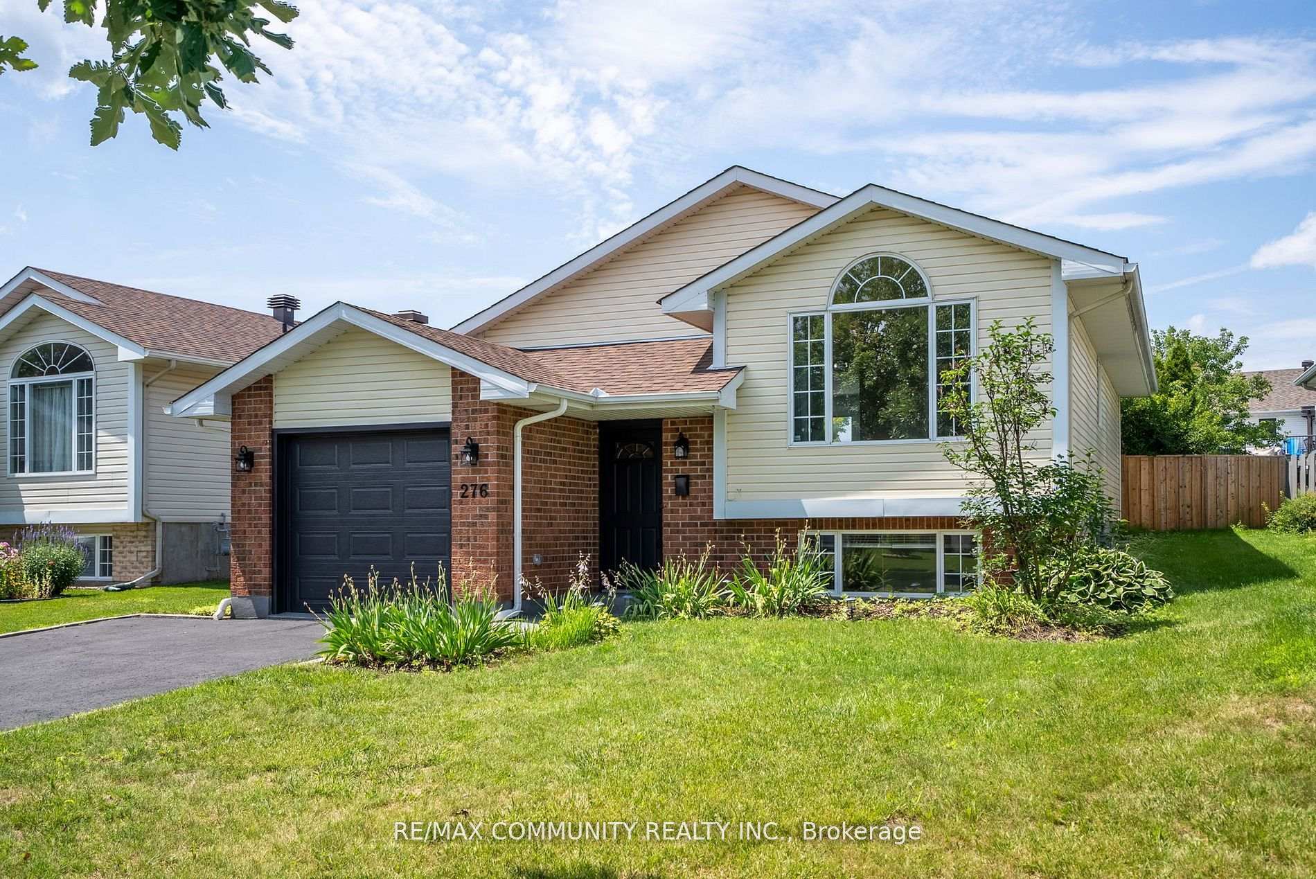 Photo 2 of 276 Northwoods Crescent, Cornwall, Cornwall — HOMEH