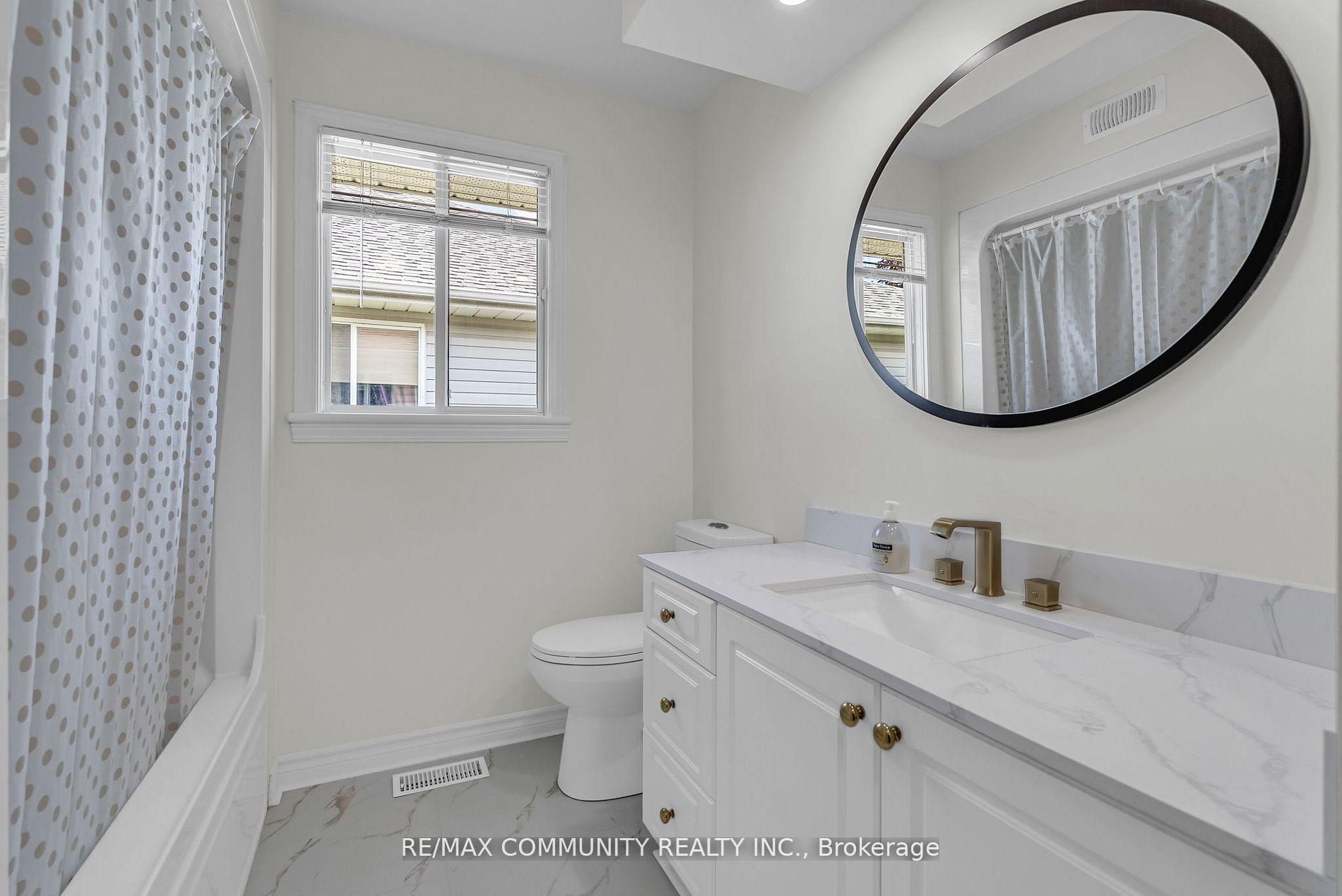 Photo 10 of 276 Northwoods Crescent, Cornwall, Cornwall — HOMEH