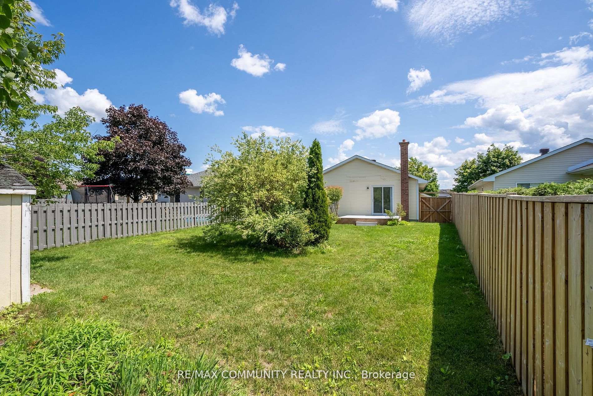 Photo 31 of 276 Northwoods Crescent, Cornwall, Cornwall — HOMEH