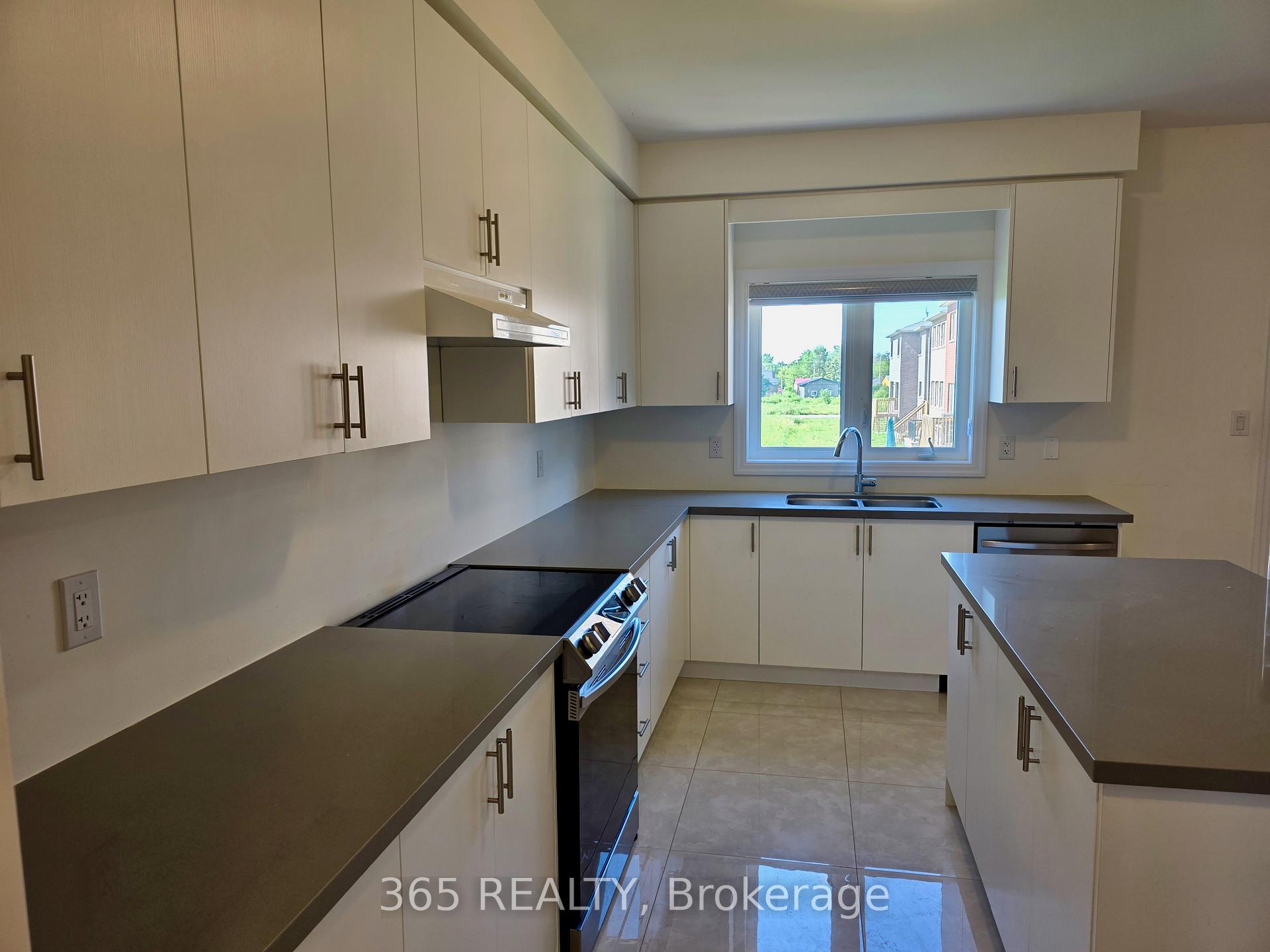 Photo 9 of 223 Warden Street, Clearview, Stayner — HOMEH
