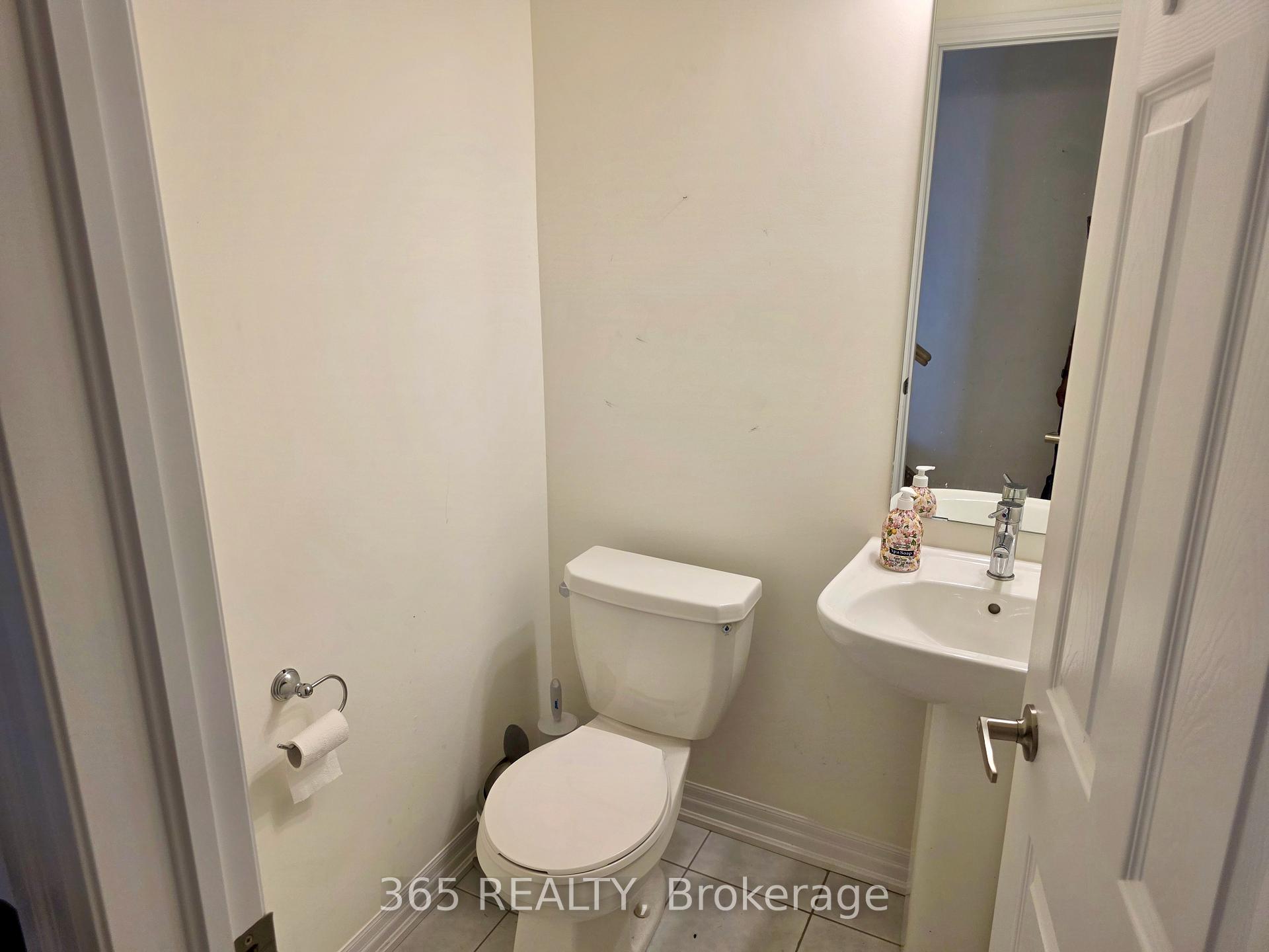 Photo 15 of 223 Warden Street, Clearview, Stayner — HOMEH