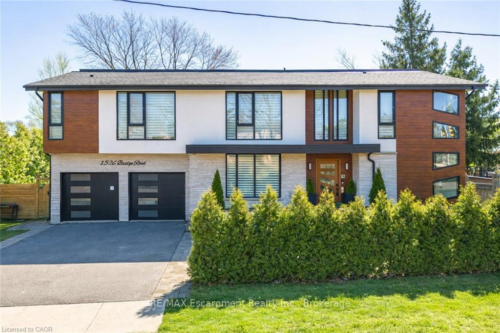 Front of 1526 Bridge Road