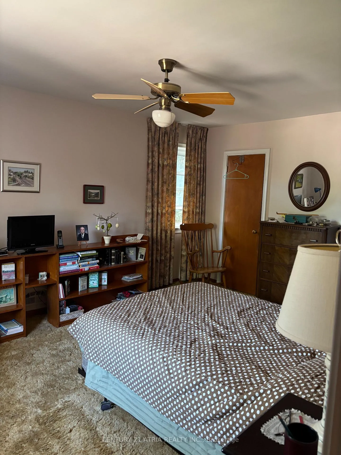 Photo 18 of 4 Winesap Place, Etobicoke, Princess-Rosethorn — HOMEH