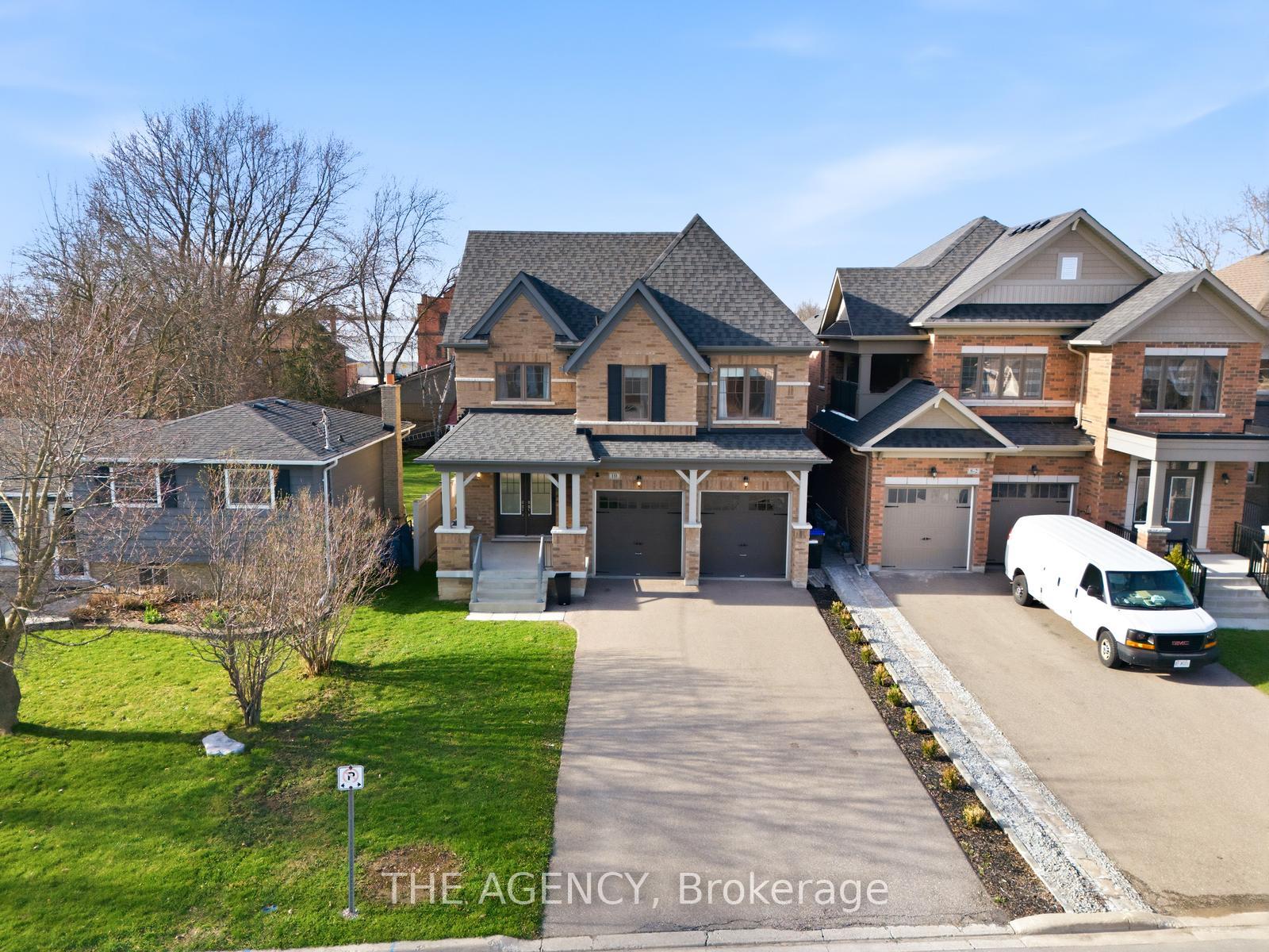 Photo 3 of 10 Maple Avenue W, New Tecumseth, Beeton — HOMEH