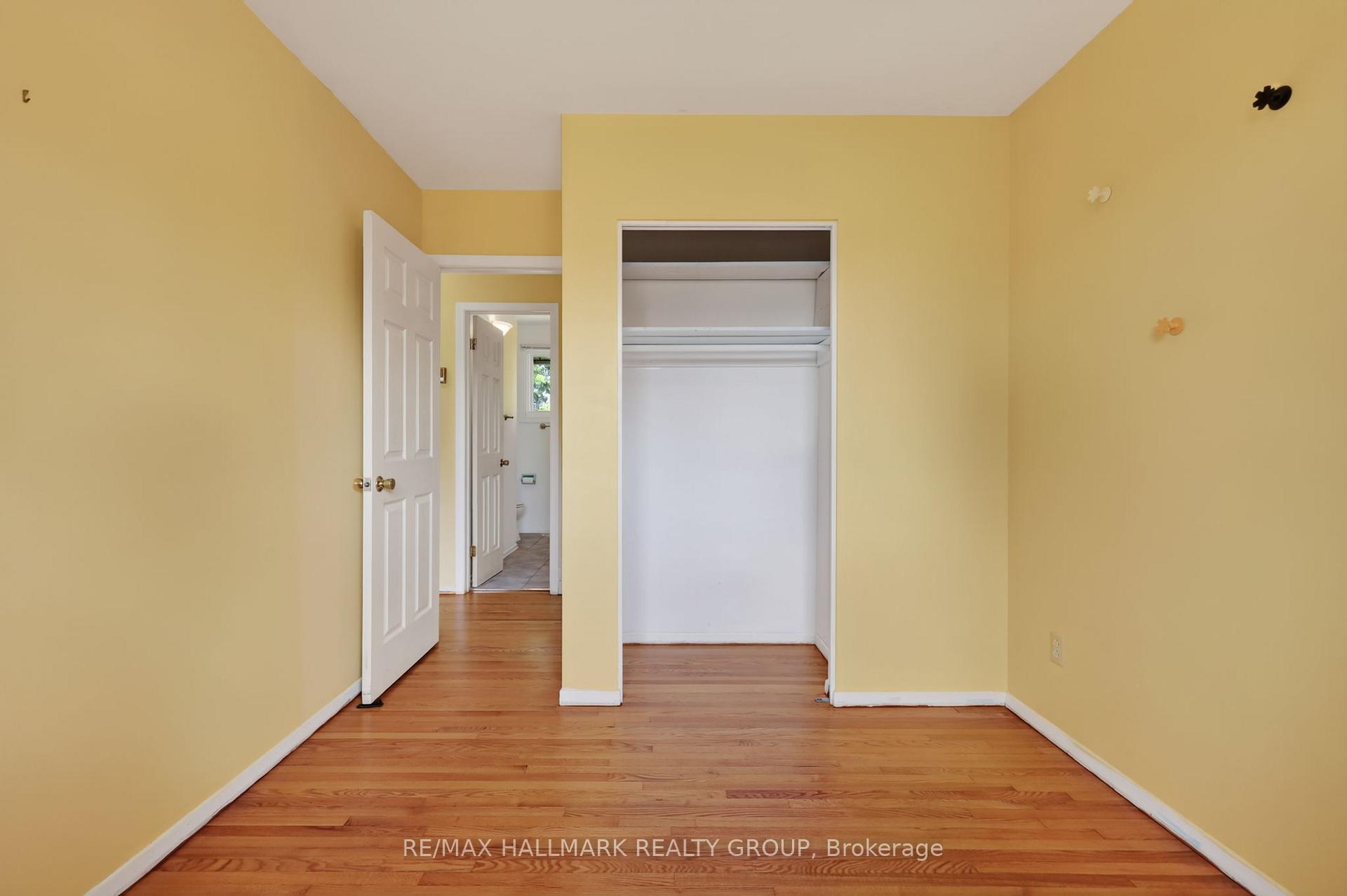 Photo 31 of 738 Stiles Crescent, Ottawa, Beacon Hill North — HOMEH
