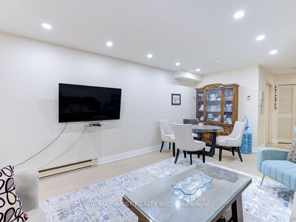 Photo 13 of Unit 22, 83 Irwin Road, Etobicoke, Elms-Old Rexdale — HOMEH