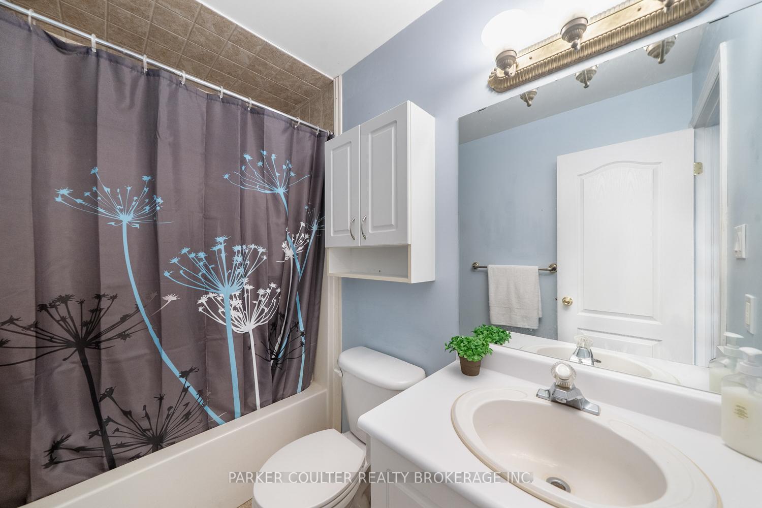 Photo 17 of 24 Parr Boulevard, Springwater, Rural Springwater — HOMEH
