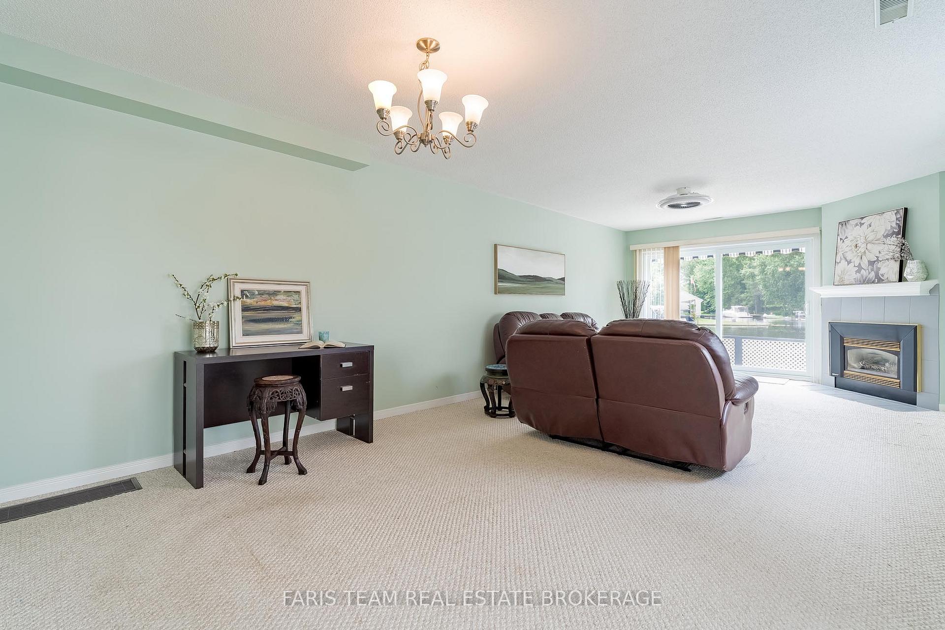 Photo 8 of Unit 9, 10 Laguna Parkway, Ramara, Rural Ramara — HOMEH