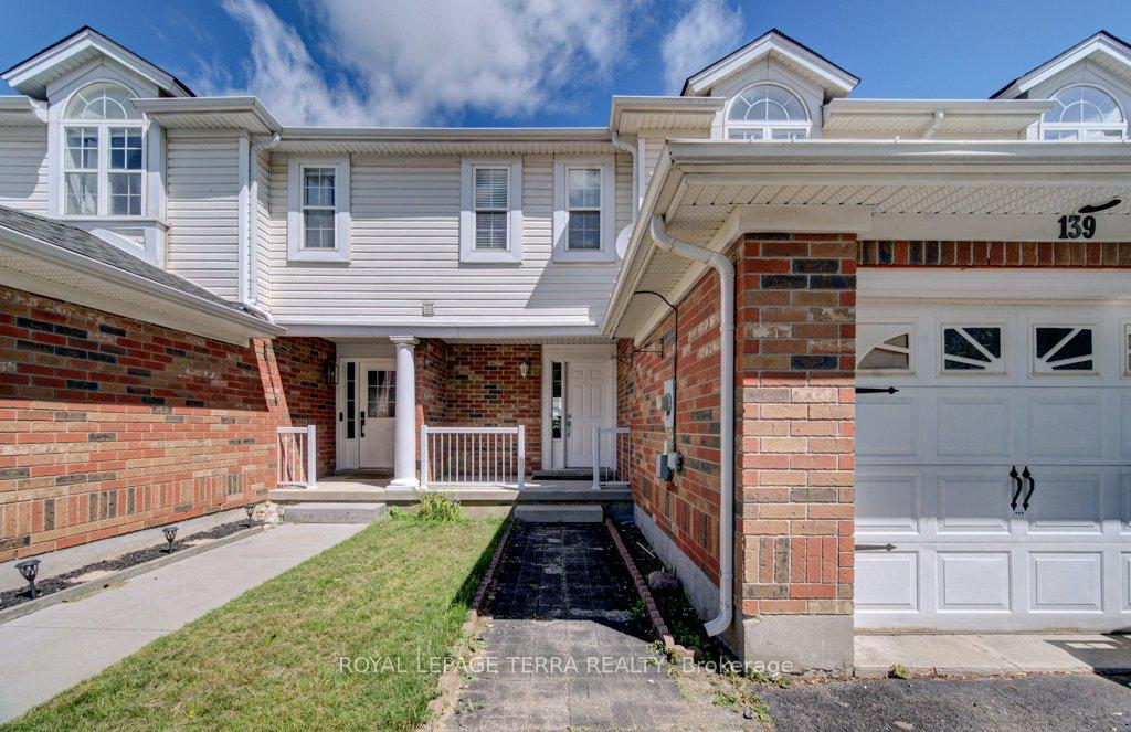 Photo 2 of 139 Werstine Terrace, Cambridge, Hespeler Village — HOMEH