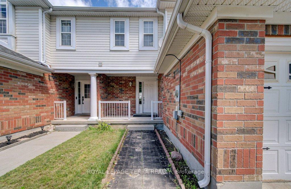 Photo 3 of 139 Werstine Terrace, Cambridge, Hespeler Village — HOMEH