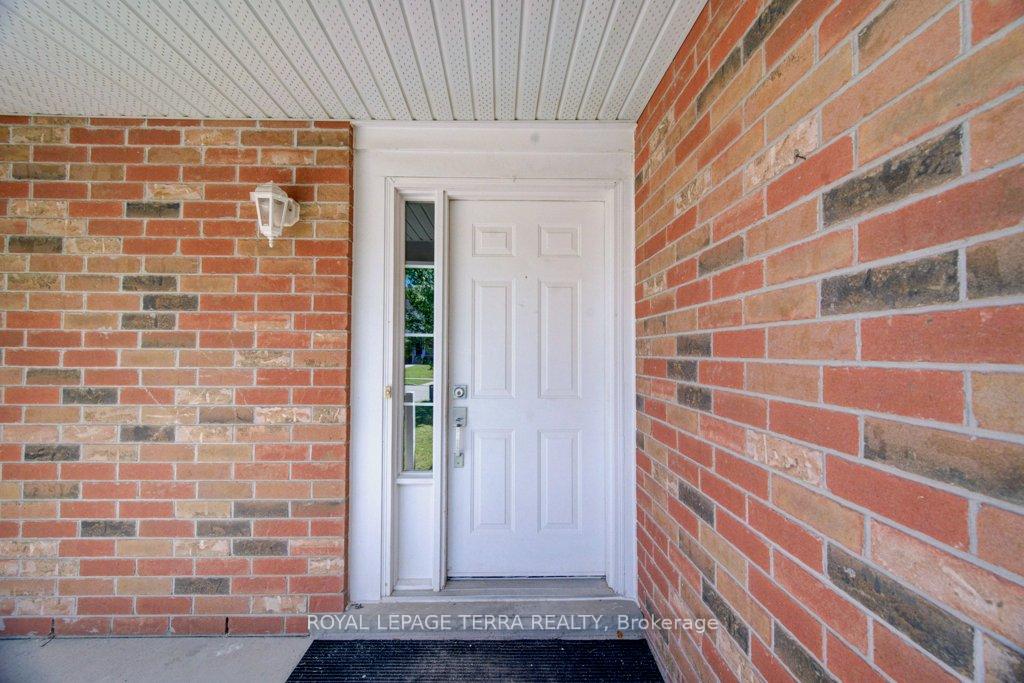 Photo 4 of 139 Werstine Terrace, Cambridge, Hespeler Village — HOMEH