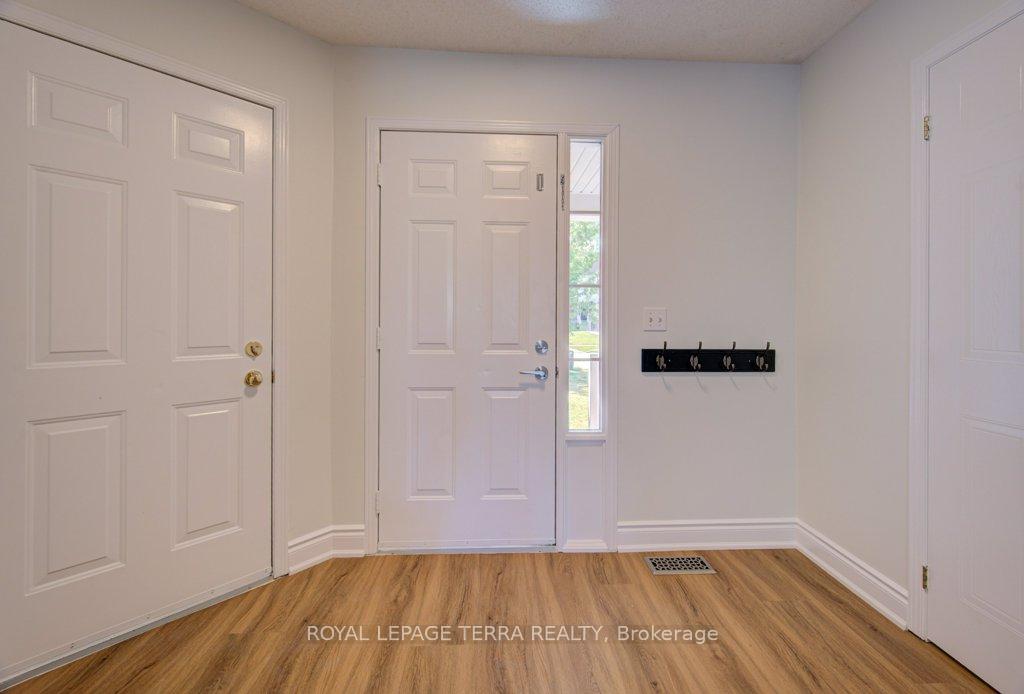 Photo 5 of 139 Werstine Terrace, Cambridge, Hespeler Village — HOMEH