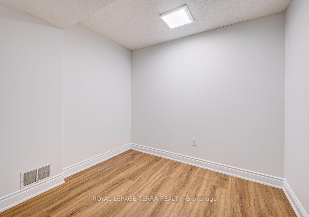 Photo 36 of 139 Werstine Terrace, Cambridge, Hespeler Village — HOMEH