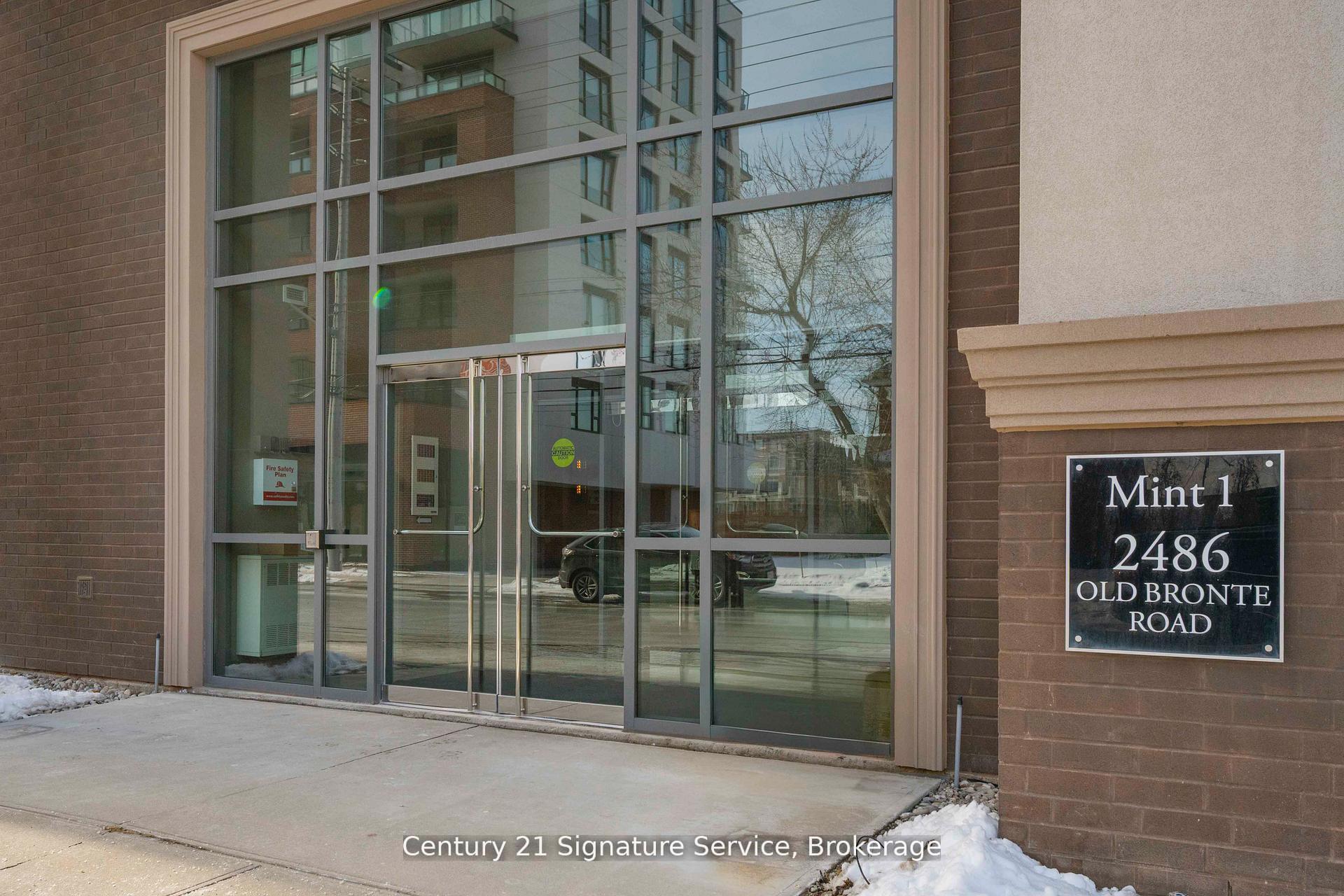 Photo 2 of Unit 405, 2486 Old Bronte Road, Oakville, Westmount — HOMEH