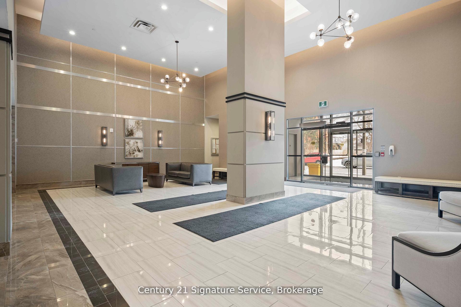 Photo 3 of Unit 405, 2486 Old Bronte Road, Oakville, Westmount — HOMEH