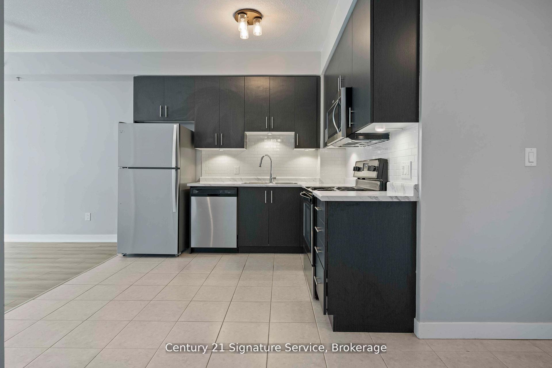 Photo 7 of Unit 405, 2486 Old Bronte Road, Oakville, Westmount — HOMEH