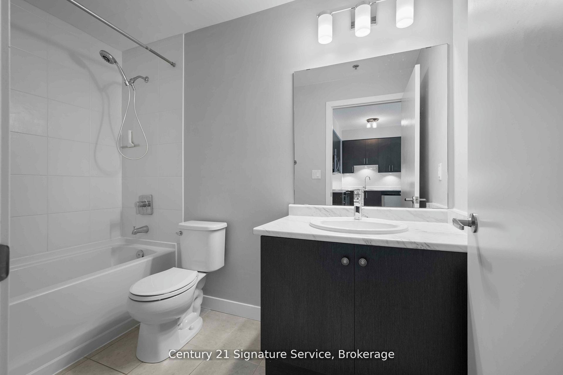 Photo 10 of Unit 405, 2486 Old Bronte Road, Oakville, Westmount — HOMEH