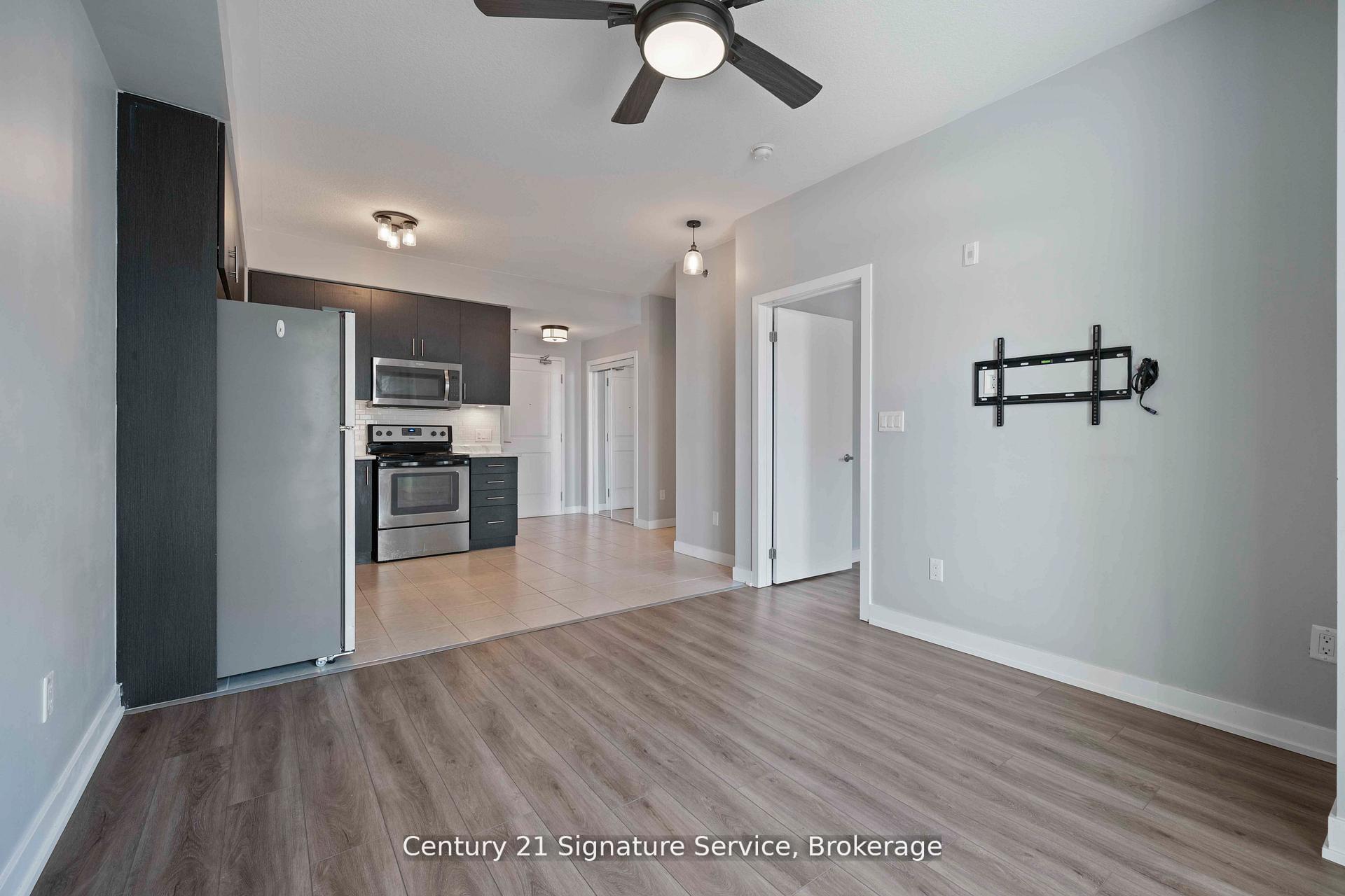 Photo 15 of Unit 405, 2486 Old Bronte Road, Oakville, Westmount — HOMEH