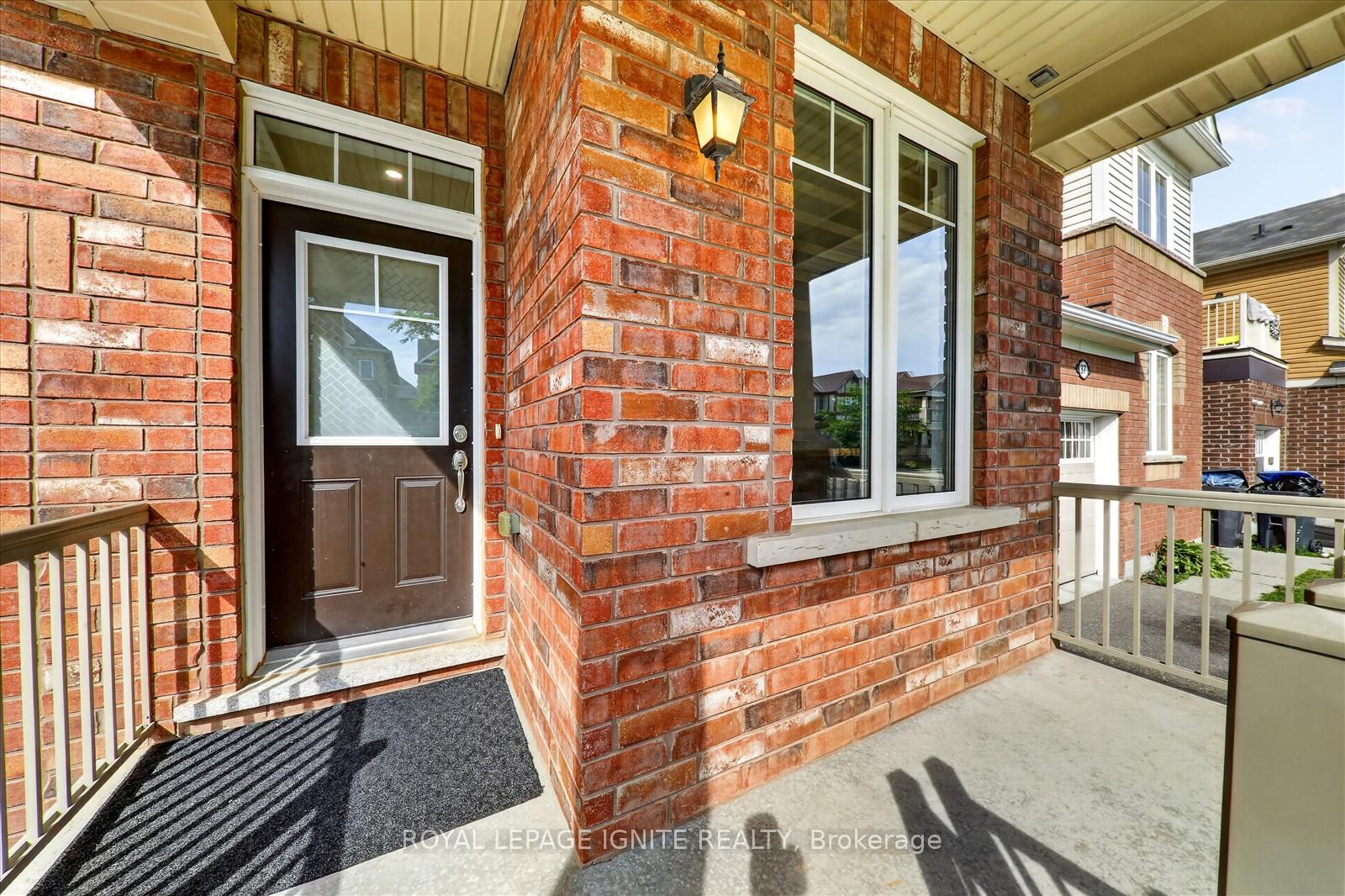 Photo 6 of 39 Feeder Street, Brampton, Northwest Brampton — HOMEH