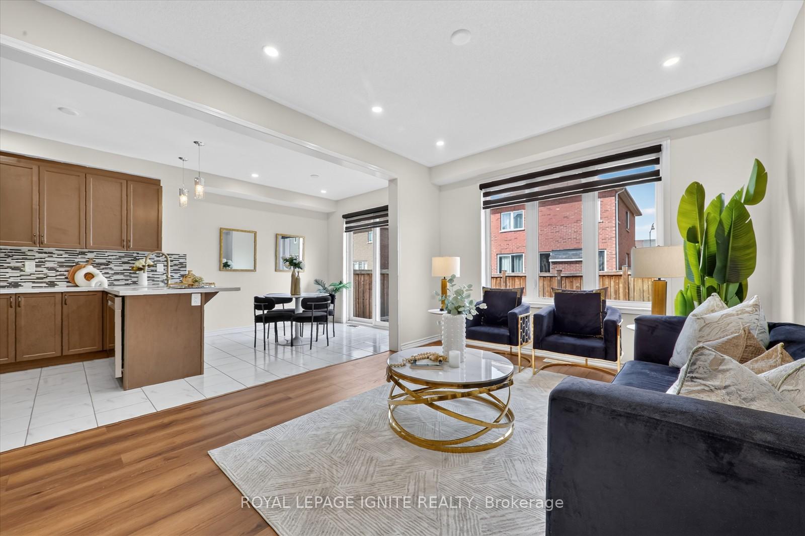 Photo 14 of 39 Feeder Street, Brampton, Northwest Brampton — HOMEH