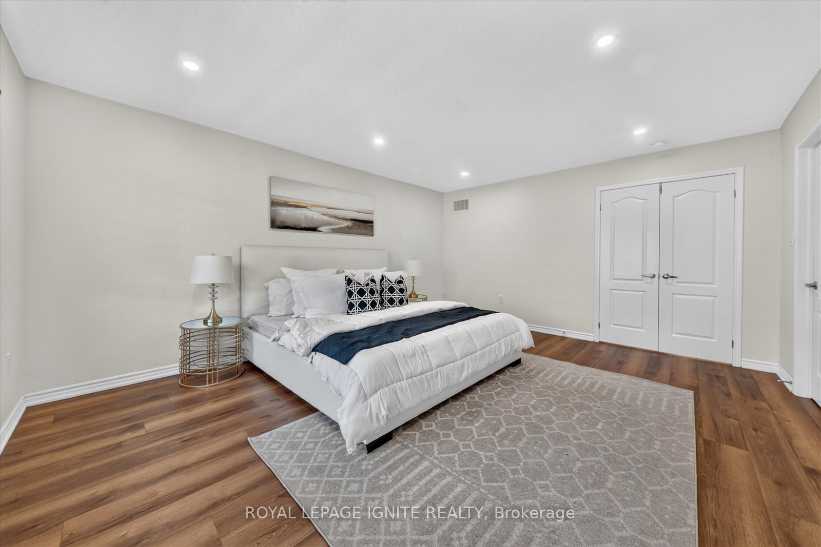 Photo 25 of 39 Feeder Street, Brampton, Northwest Brampton — HOMEH