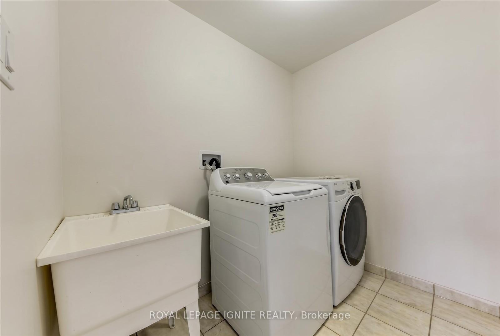 Photo 29 of 39 Feeder Street, Brampton, Northwest Brampton — HOMEH