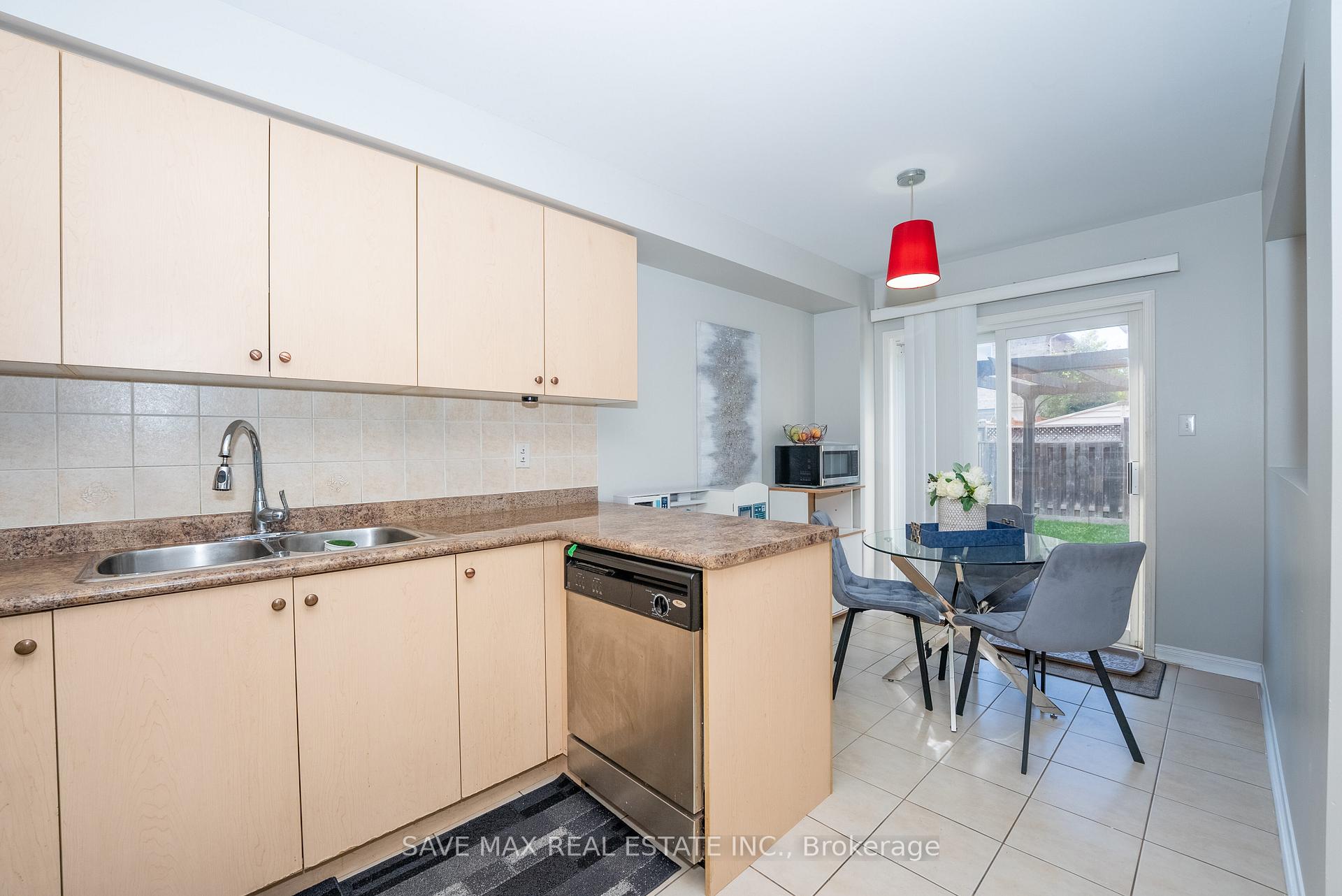 Photo 14 of 87 Luella Crescent, Brampton, Fletcher's Meadow — HOMEH