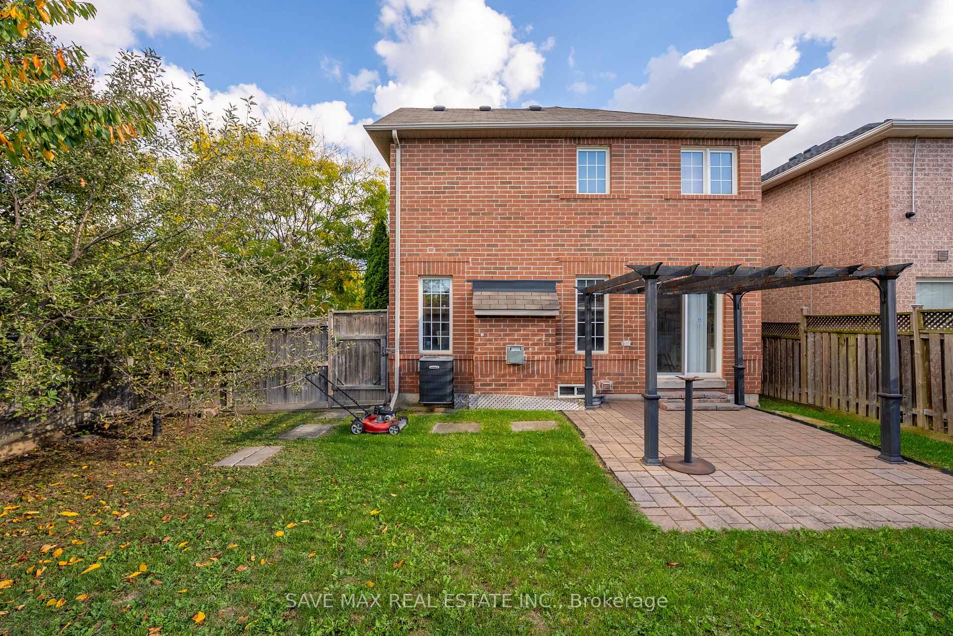 Photo 29 of 87 Luella Crescent, Brampton, Fletcher's Meadow — HOMEH
