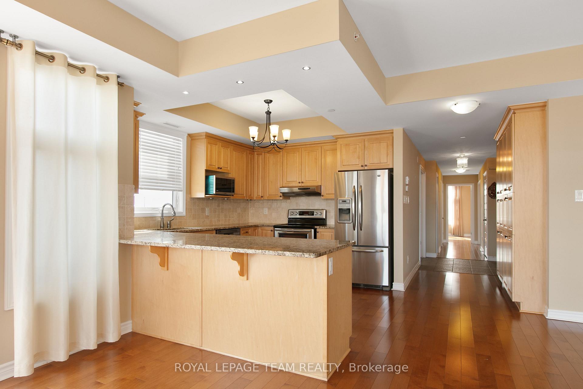 Photo 21 of Unit 401, 659 Sue Holloway Drive, Ottawa, Barrhaven - Strandherd — HOMEH